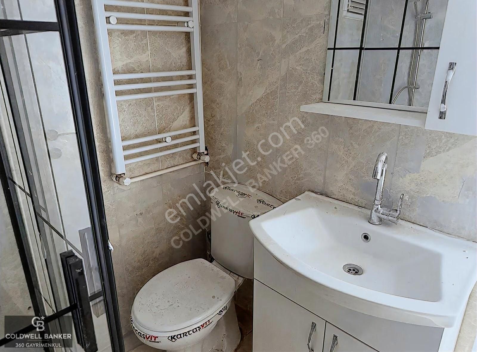 İzmir Güzelyalı'nın Merkezinde Tamamı Yenilenmiş 3+1 Daire - Görsel 4