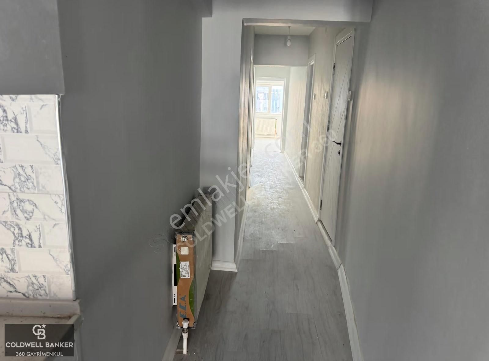 İzmir Güzelyalı'nın Merkezinde Tamamı Yenilenmiş 3+1 Daire - Görsel 17