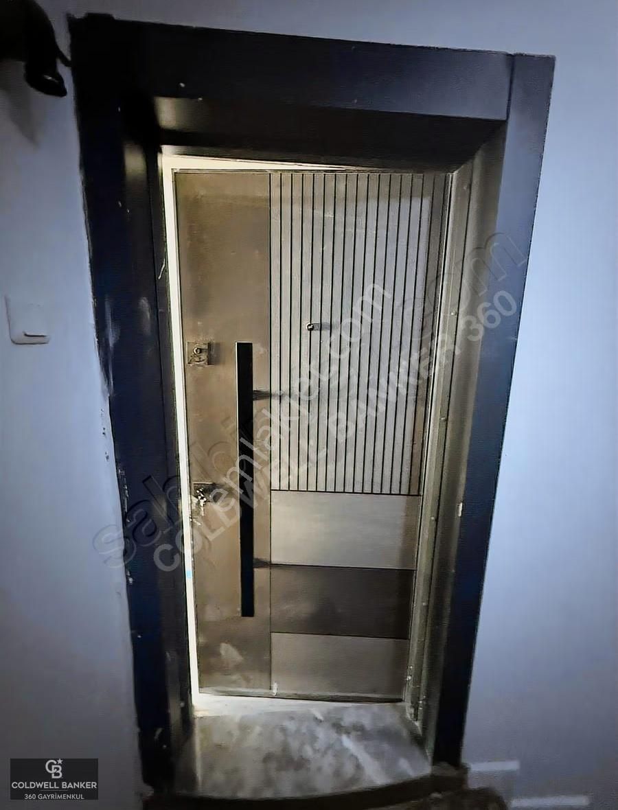 İzmir Güzelyalı'nın Merkezinde Tamamı Yenilenmiş 3+1 Daire - Görsel 19