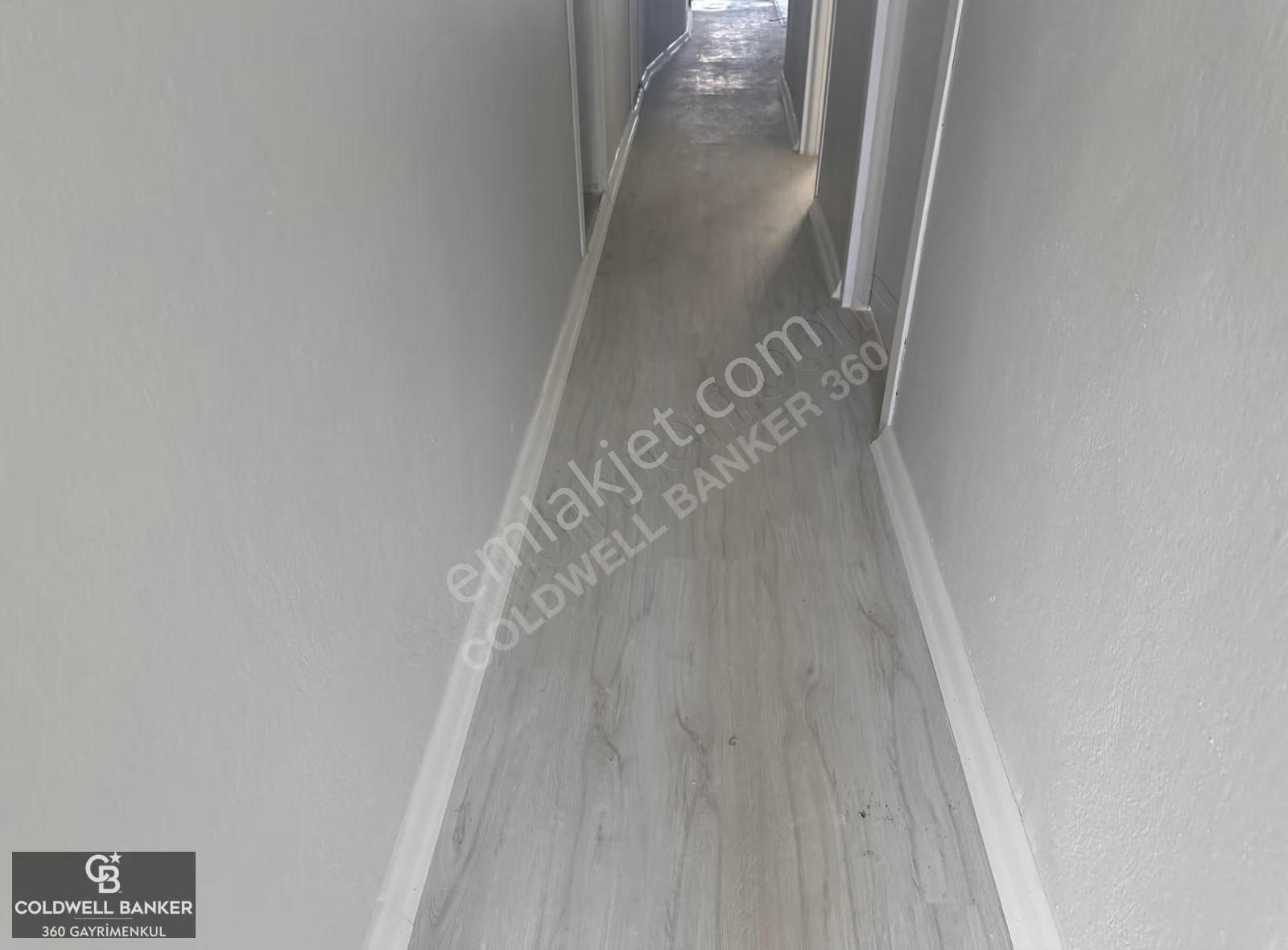 İzmir Güzelyalı'nın Merkezinde Tamamı Yenilenmiş 3+1 Daire - Görsel 16