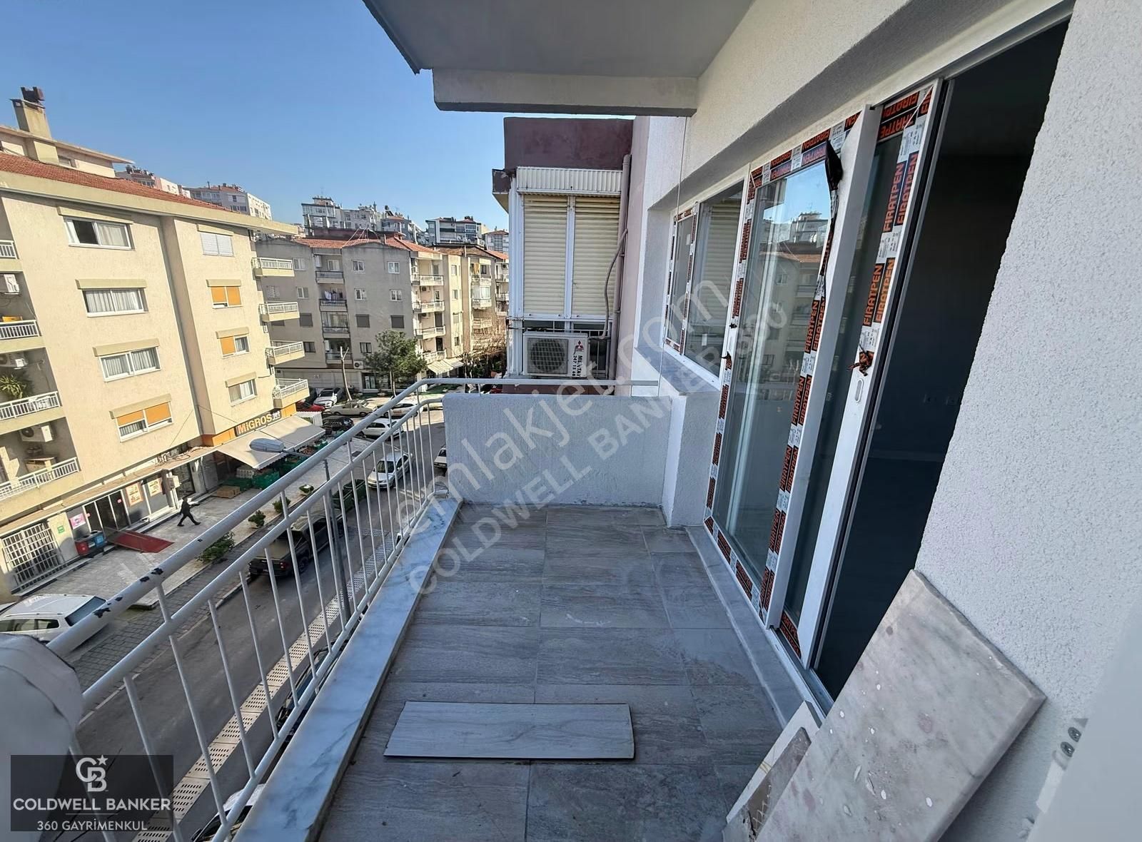 İzmir Güzelyalı'nın Merkezinde Tamamı Yenilenmiş 3+1 Daire - Görsel 8