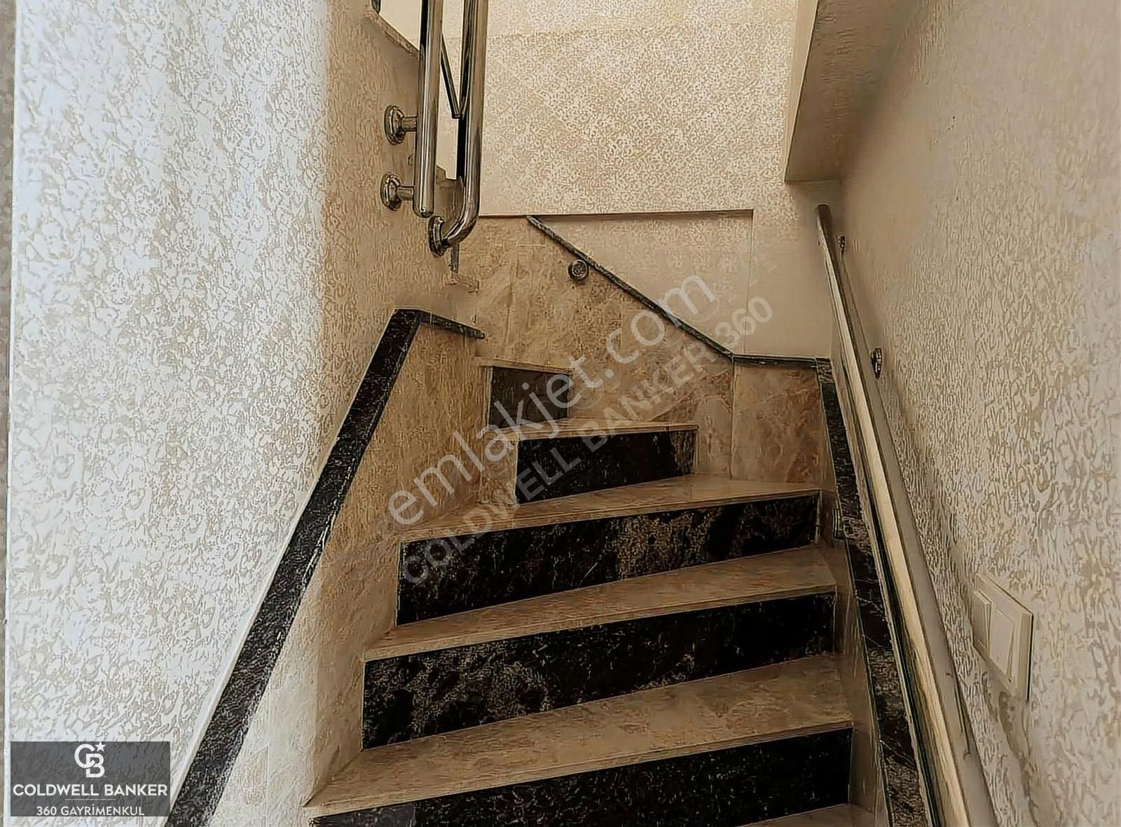 Şemıkler Merkezi Konumda 3+1 Dubleks Daire - Görsel 3