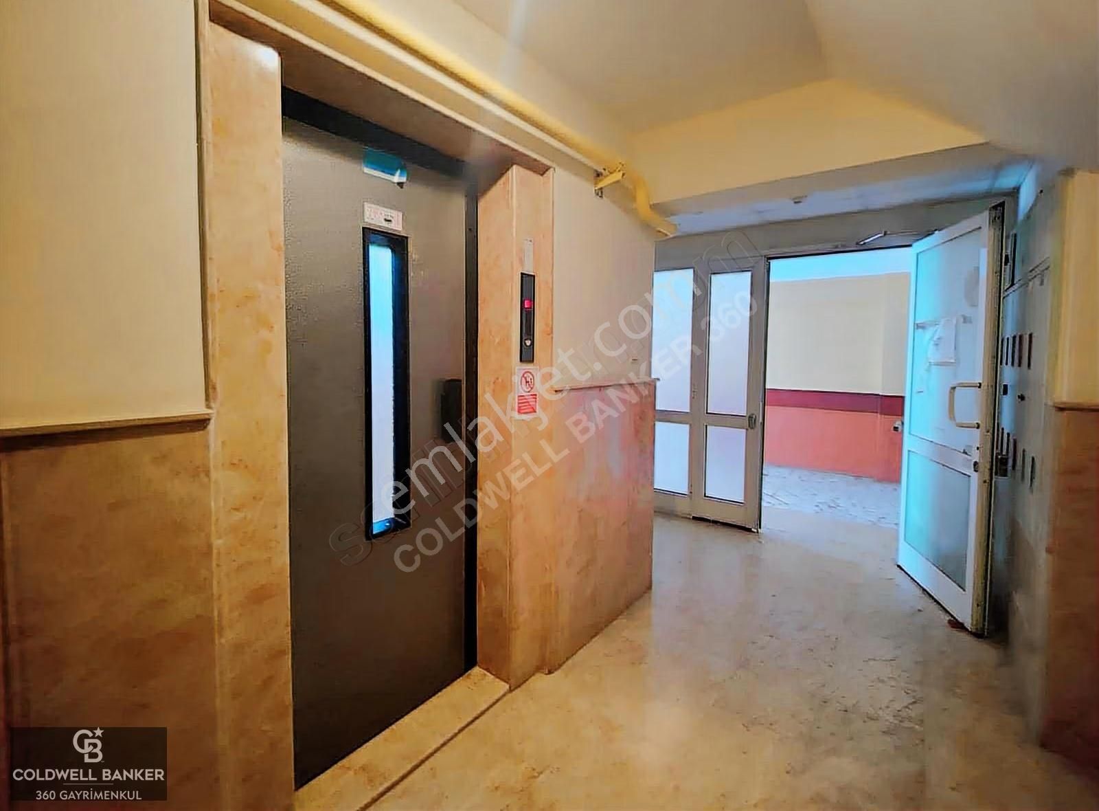 Karşıyaka Bahariye Mah. Satılık 4+1 Geniş Daire - Görsel 11