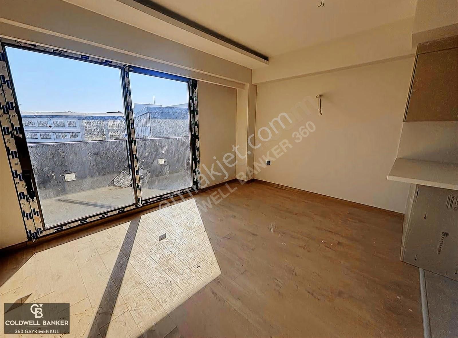 Karşıyaka, İmbatlı Mahallesinde Kiralık 1+1 Daire - Görsel 9