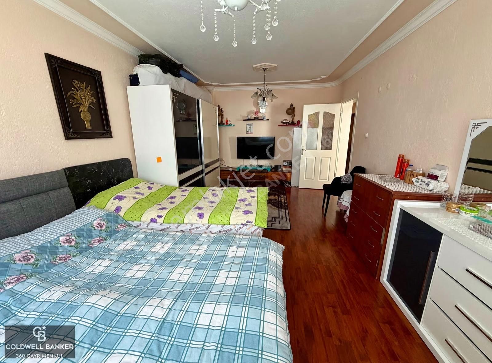 İzmir Bornova Yeşilova' Da Satılık Ara Kat Ferah 3+1 Daire - Görsel 3