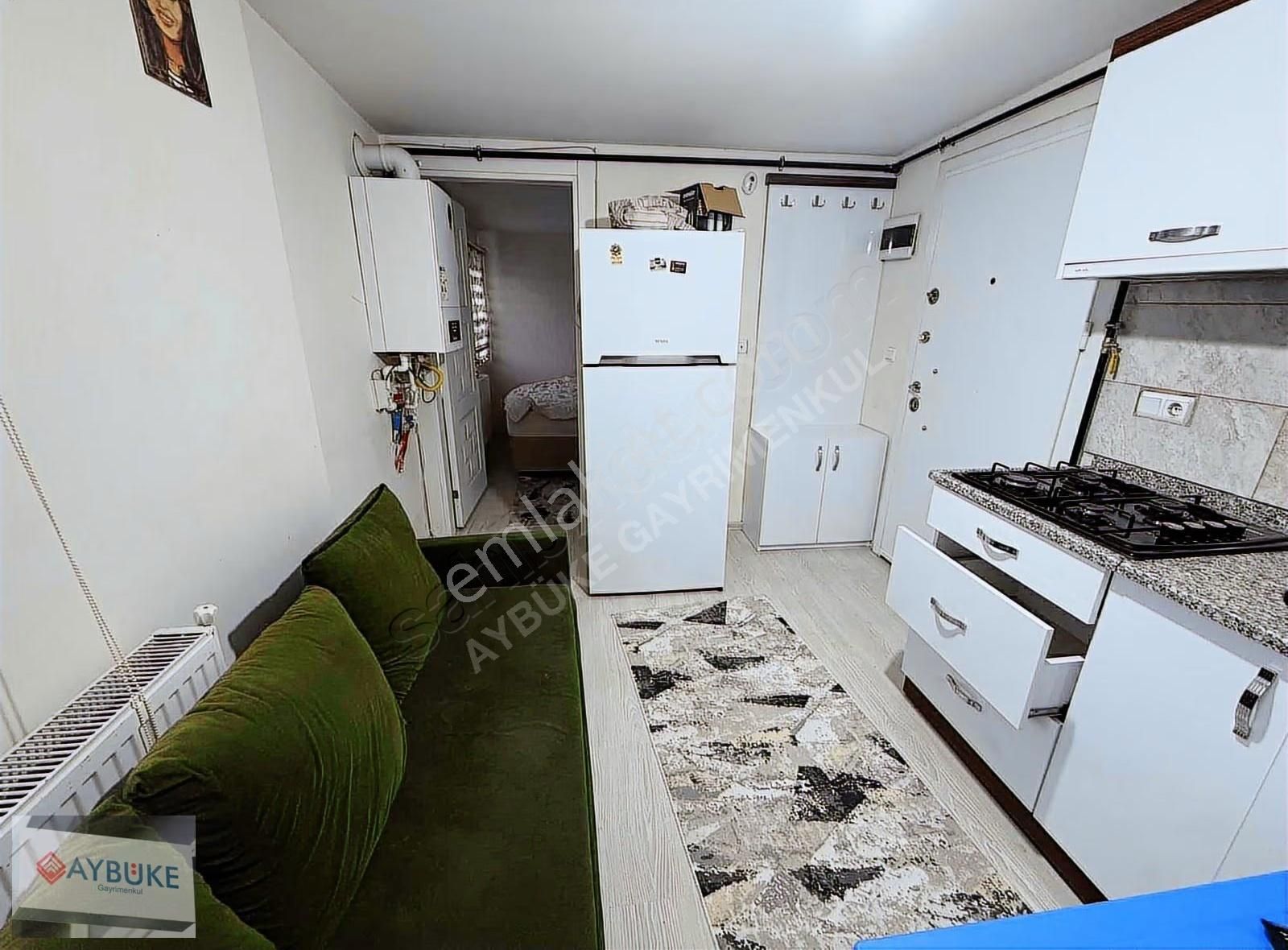 Cerrahi Altında 1+1 Eşyalı Apart - Görsel 3