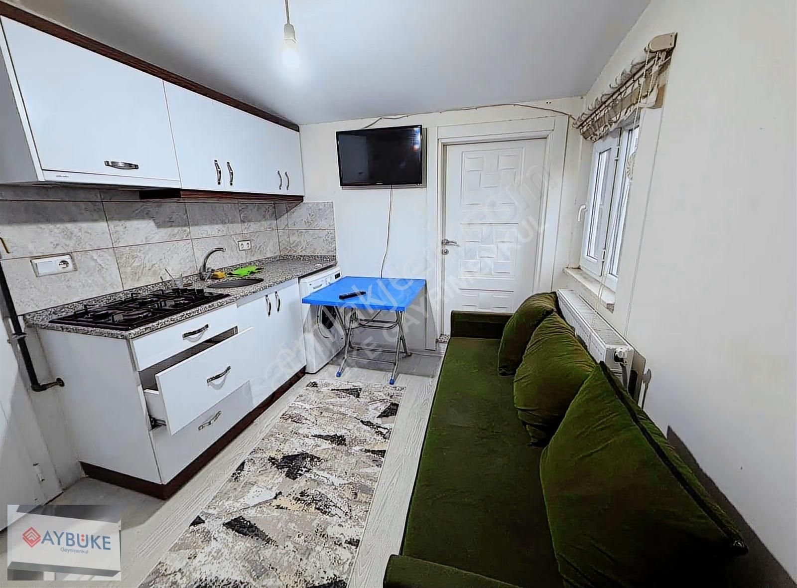 Cerrahi Altında 1+1 Eşyalı Apart - Görsel 8