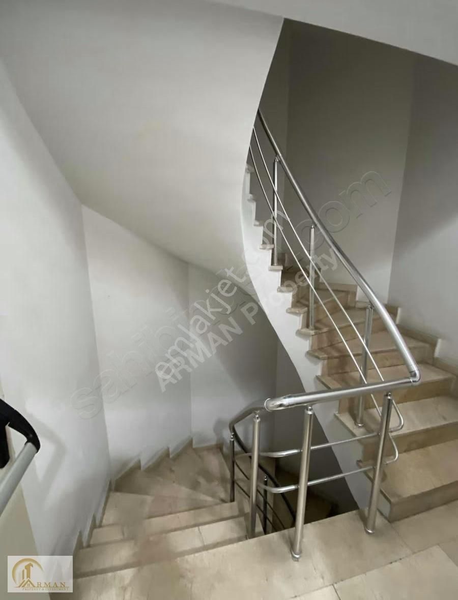 Blox Haliç 2 Sitesinde Yüksek Kat Balkonlu Önü Açık 2+1 Daire - Görsel 4