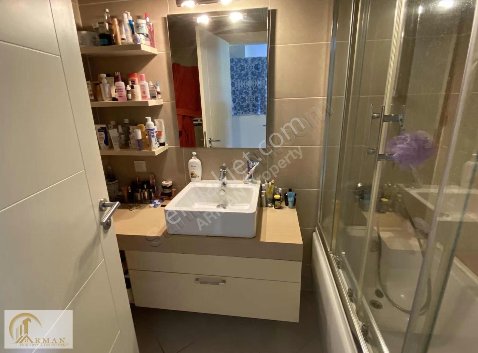 Blox Haliç 2 Sitesinde Yüksek Kat Balkonlu Önü Açık 2+1 Daire - Görsel 12