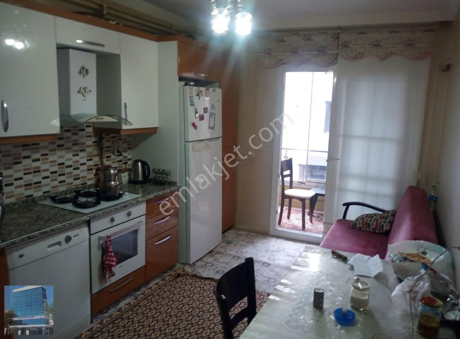 Turgutlu Özyurt Mh. 9 Yaşında 3+1 Geniş Ve Ferah Daire - Görsel 9