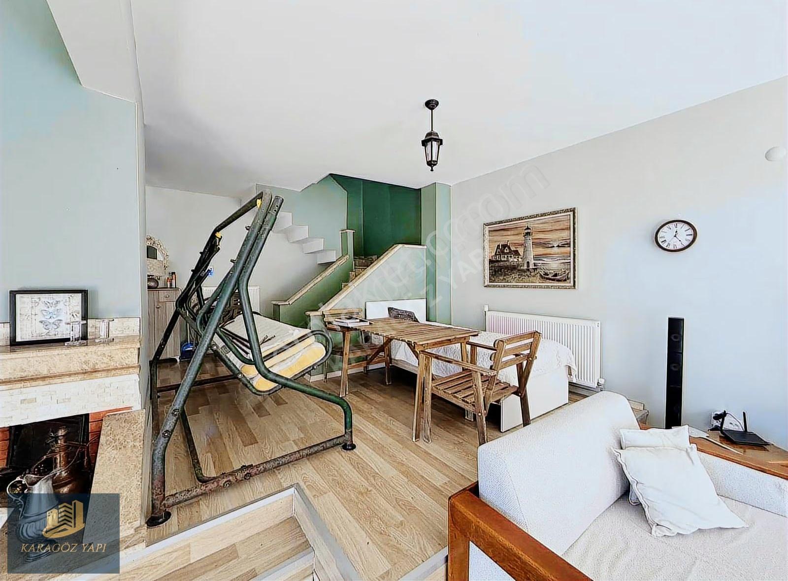 Karagöz Yapıdan- Evren Tatil Sitesinde 3 Katlı 4+1 Satılık Villa - Görsel 4