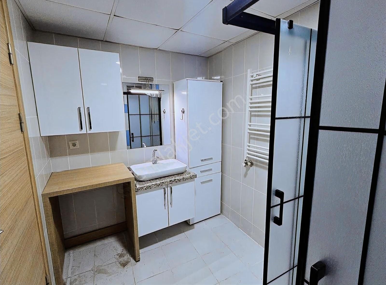 Söke'de Merkezi Lokasyonda Kiralık Geniş 2+1 Daire, Dogalgazl - Görsel 13