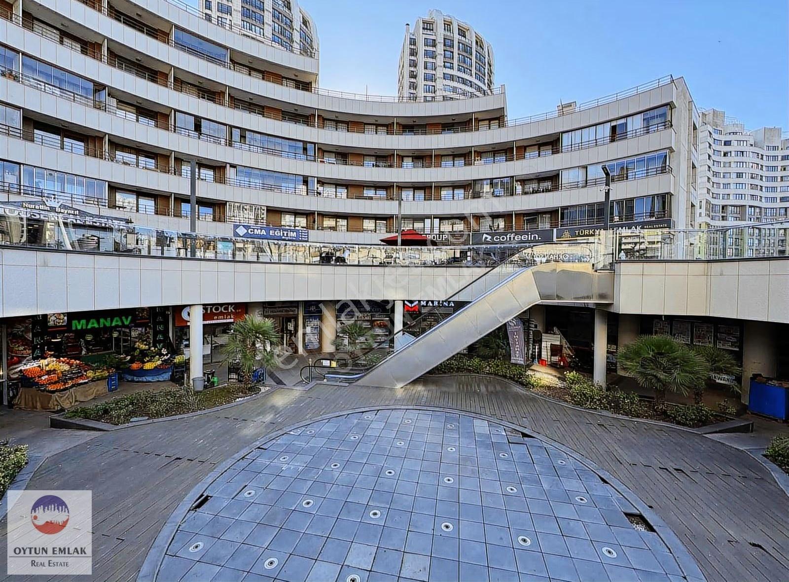 Bosphorus Cıty Ortaköy Çarşı'da Devren Kiralık Dükkan Yeri - Görsel 8