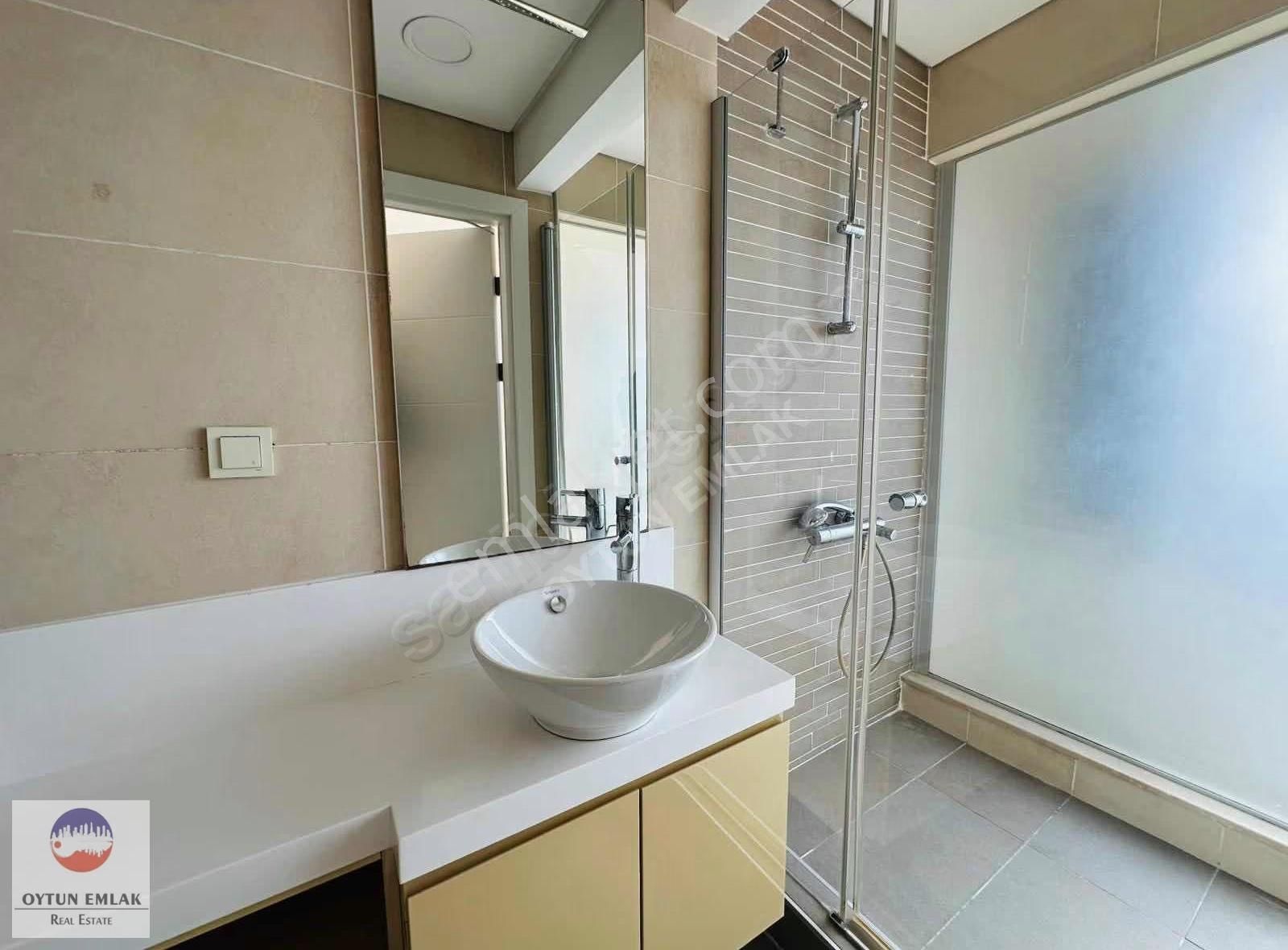 Bosphorus Cıty Göl Kule'de Kiralık 2+1 Balkonlu Daire 128 M² - Görsel 11