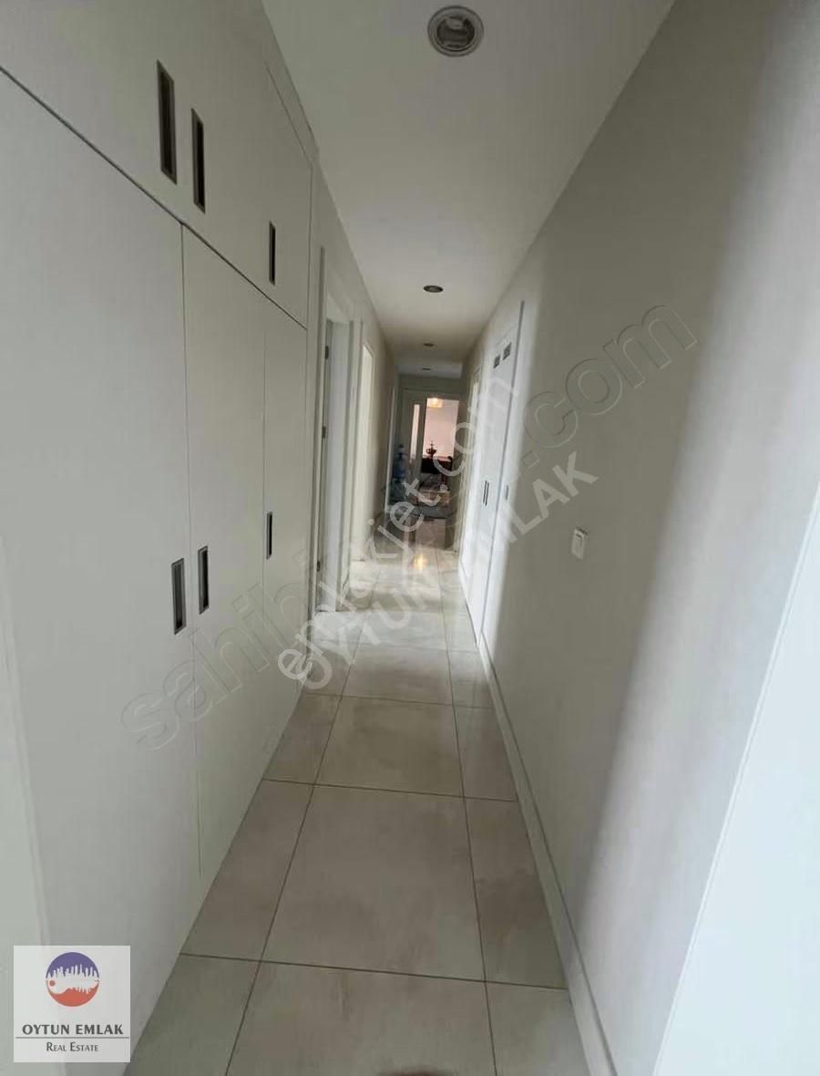 Tema İstanbul Göl Manzaralı Eşyalı Kiralık 3+1 Daire 147 M² - Görsel 9