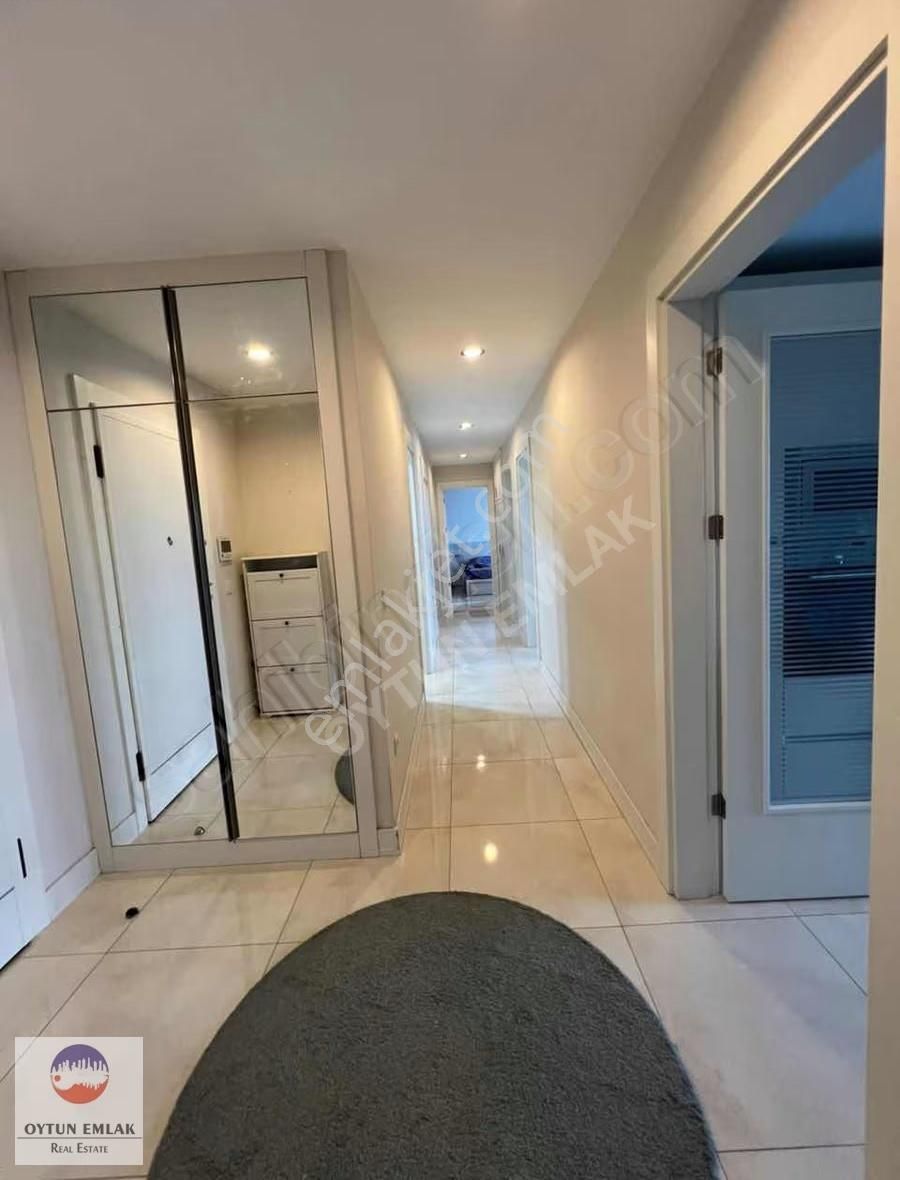 Tema İstanbul Göl Manzaralı Eşyalı Kiralık 3+1 Daire 147 M² - Görsel 4