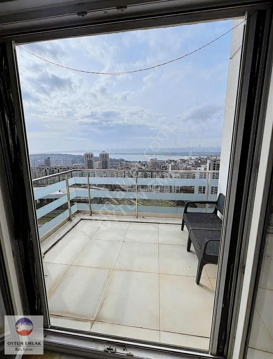 Tema İstanbul Göl Manzaralı Eşyalı Kiralık 3+1 Daire 147 M²