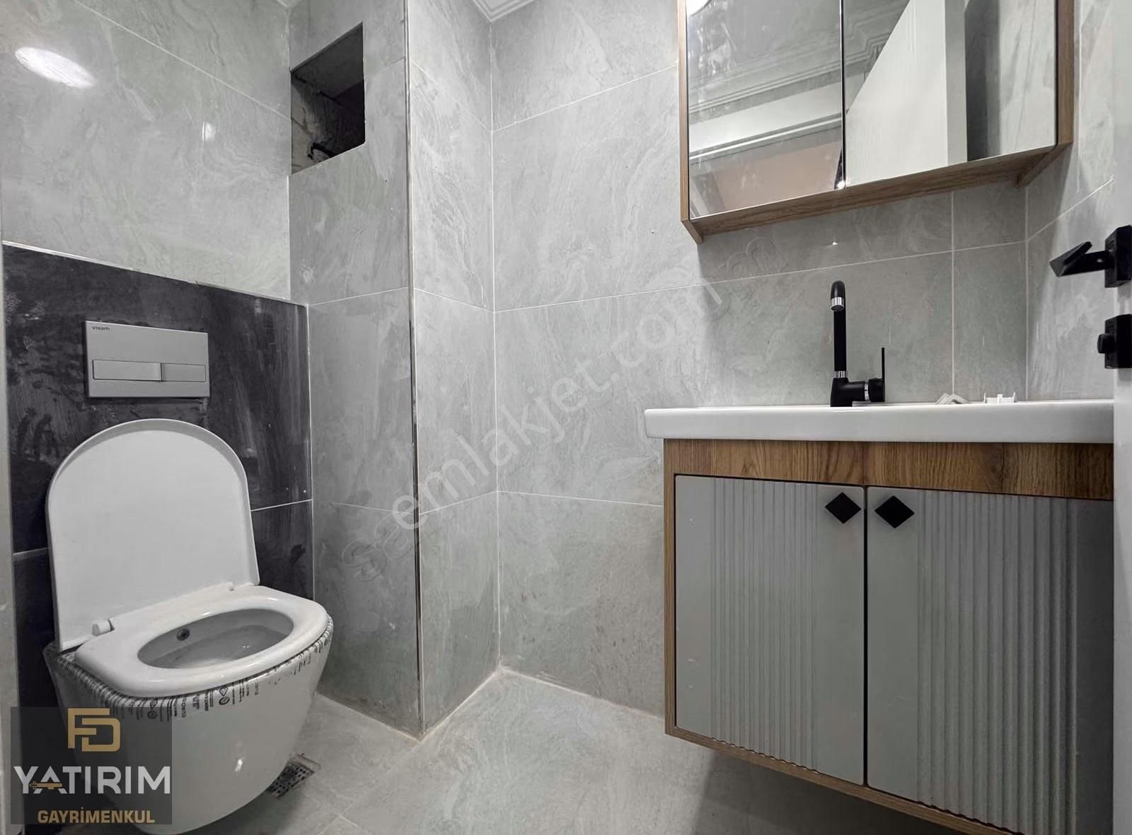 Bayramoğlu Merkezde Asansörlü Lüx 4+1 235 M2 Çatı Dubleks - Görsel 5