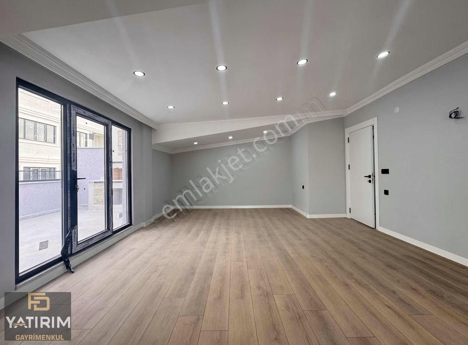 Bayramoğlu Merkezde Asansörlü Lüx 4+1 235 M2 Çatı Dubleks - Görsel 9