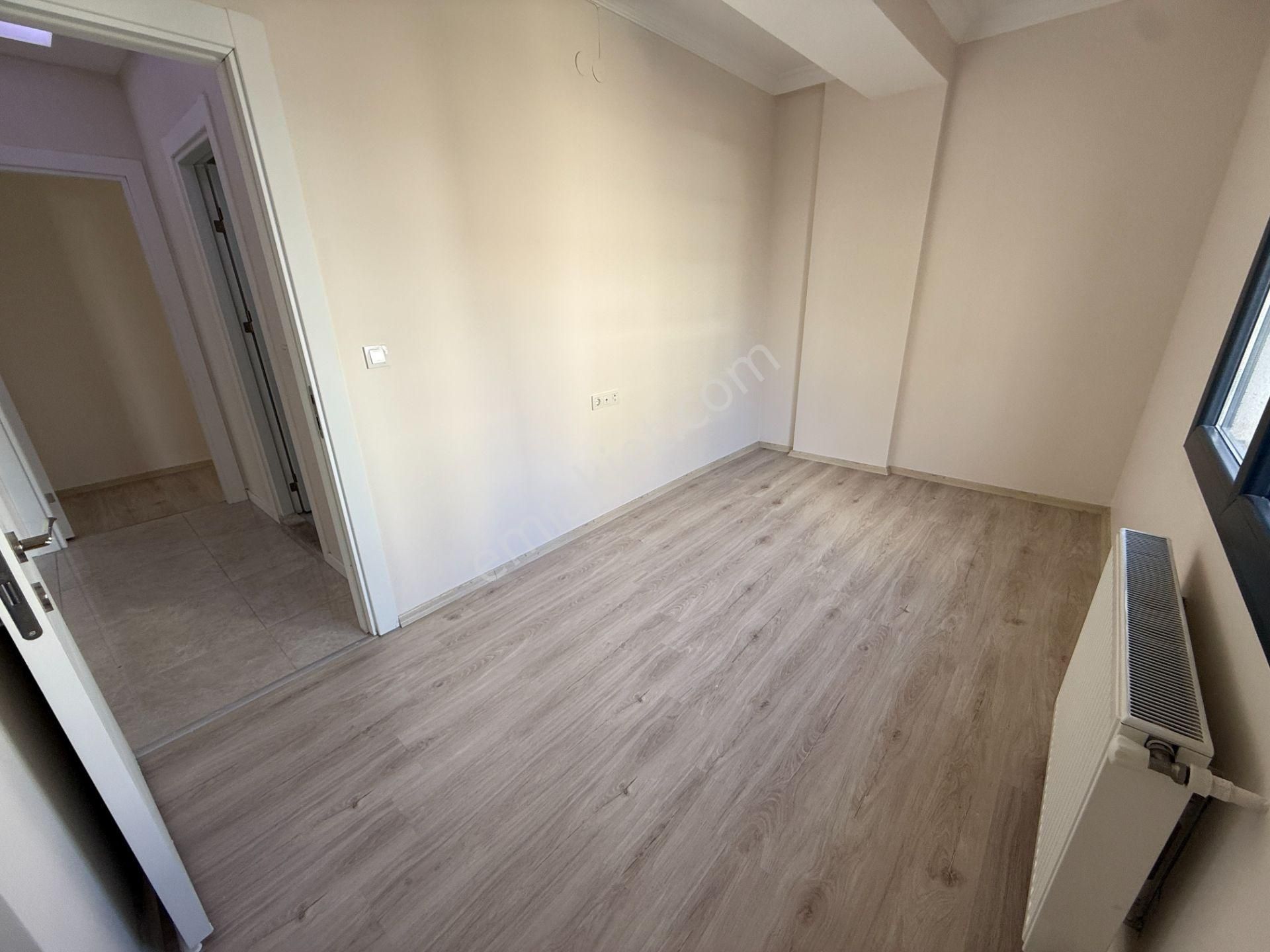 Bostanlı Kiralık 3+1 Daire Ara Kat Otoparklı Genç Bina - Görsel 21