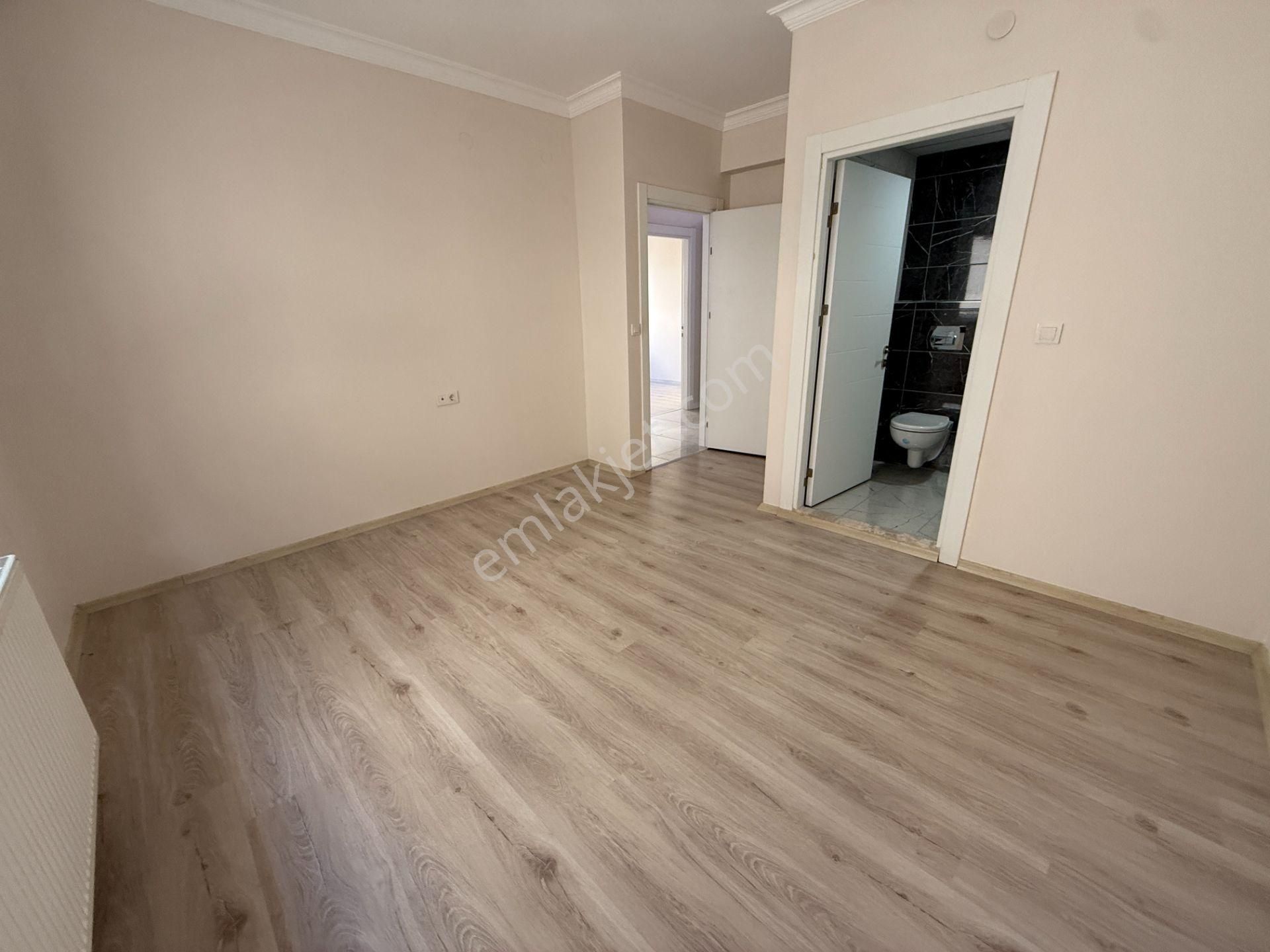 Bostanlı Kiralık 3+1 Daire Ara Kat Otoparklı Genç Bina - Görsel 18