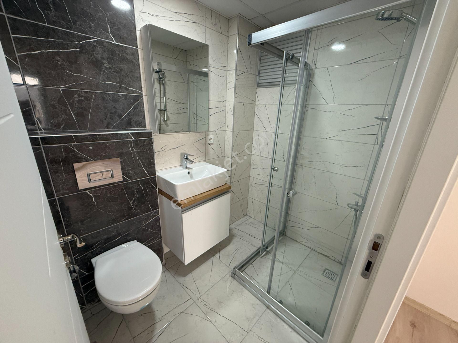 Bostanlı Kiralık 3+1 Daire Ara Kat Otoparklı Genç Bina - Görsel 19