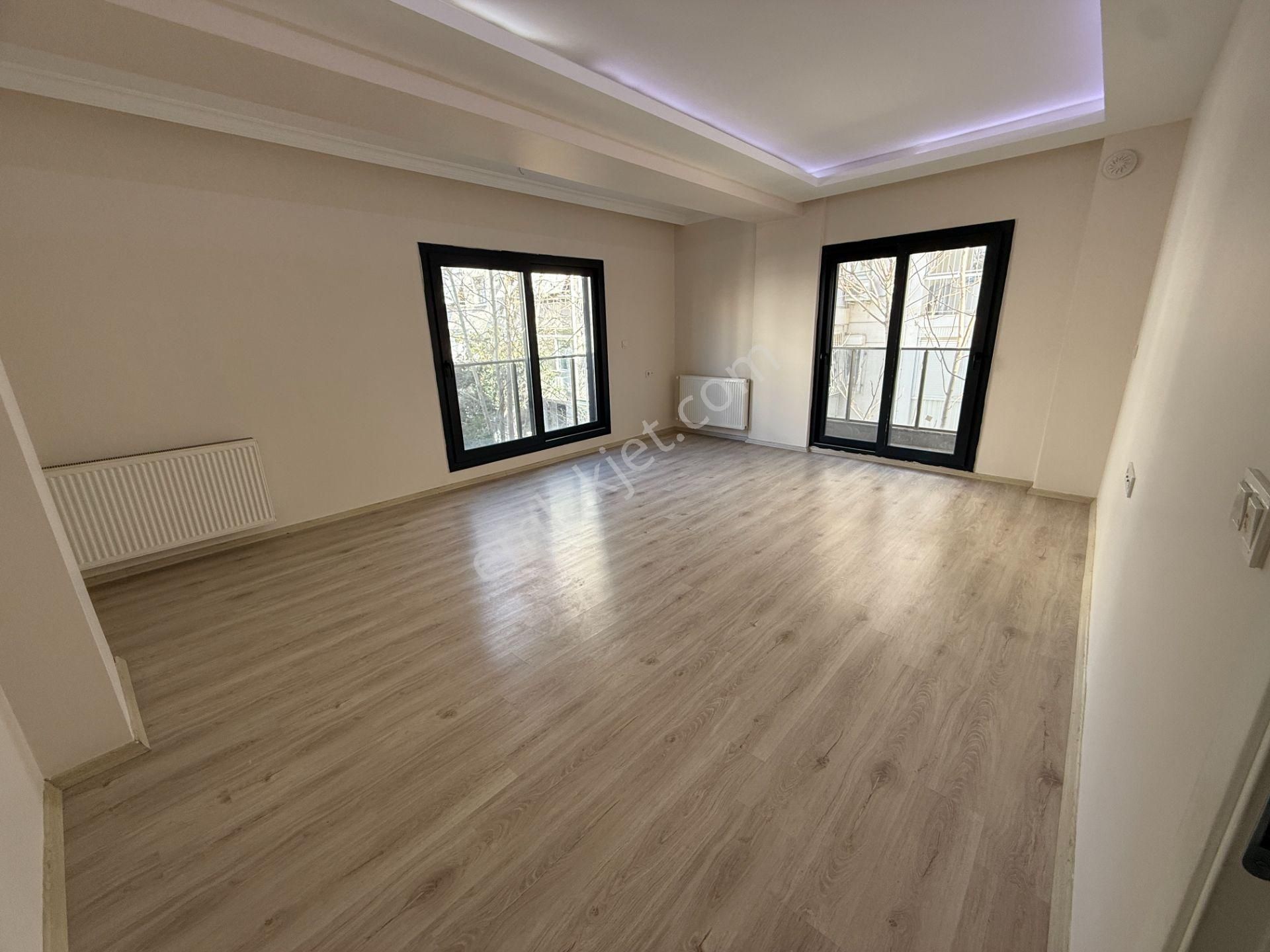 Bostanlı Kiralık 3+1 Daire Ara Kat Otoparklı Genç Bina - Görsel 4