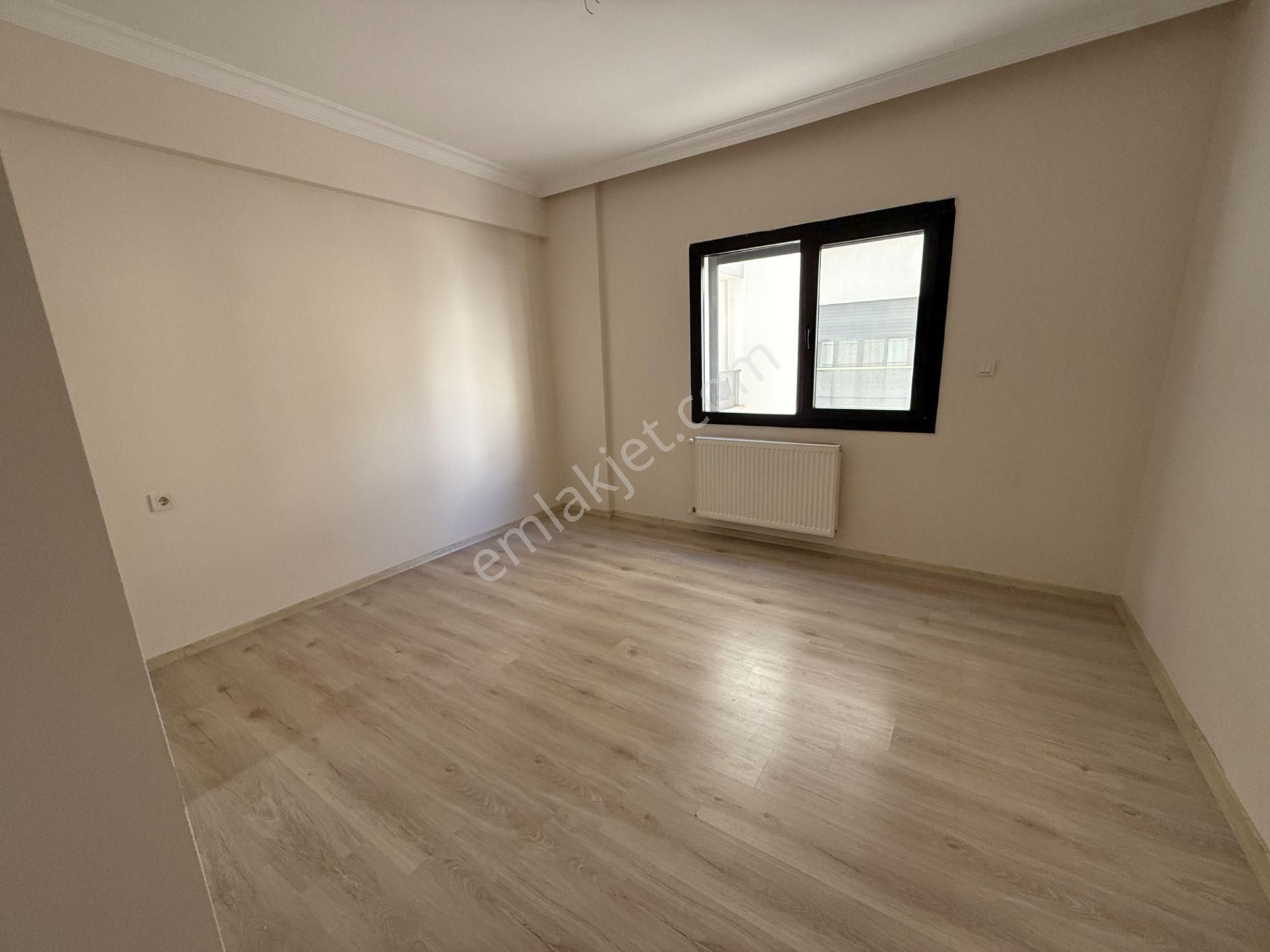 Bostanlı Kiralık 3+1 Daire Ara Kat Otoparklı Genç Bina - Görsel 16
