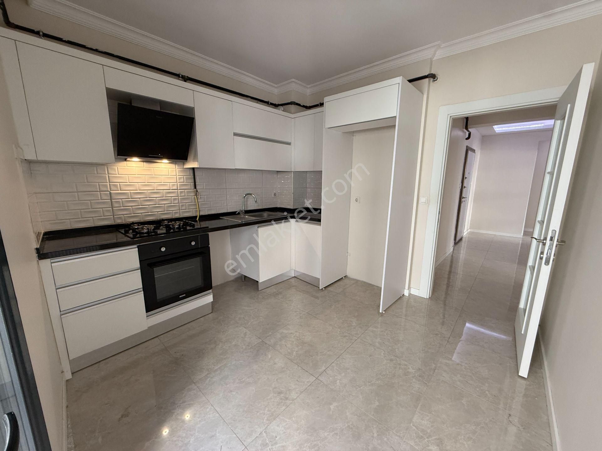 Bostanlı Kiralık 3+1 Daire Ara Kat Otoparklı Genç Bina - Görsel 9