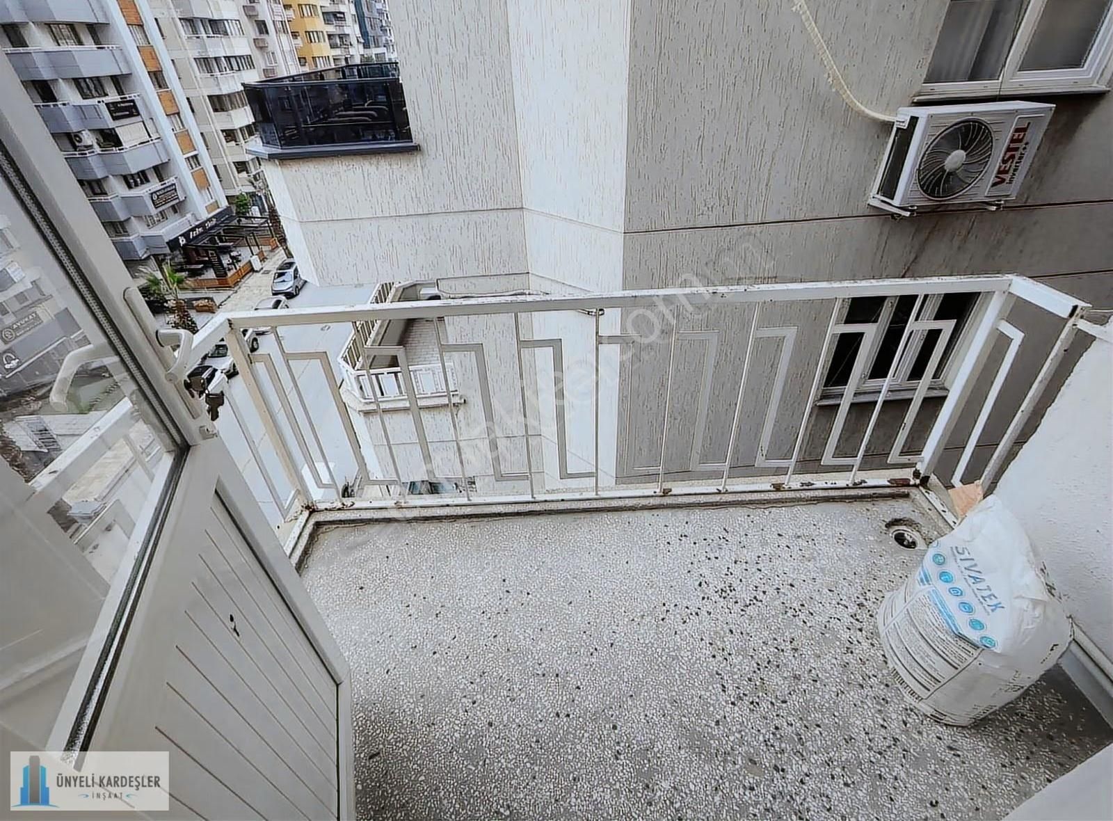 Saltak Caddesi'nde 2+1 İçi Tadilatlı Daire - Görsel 18