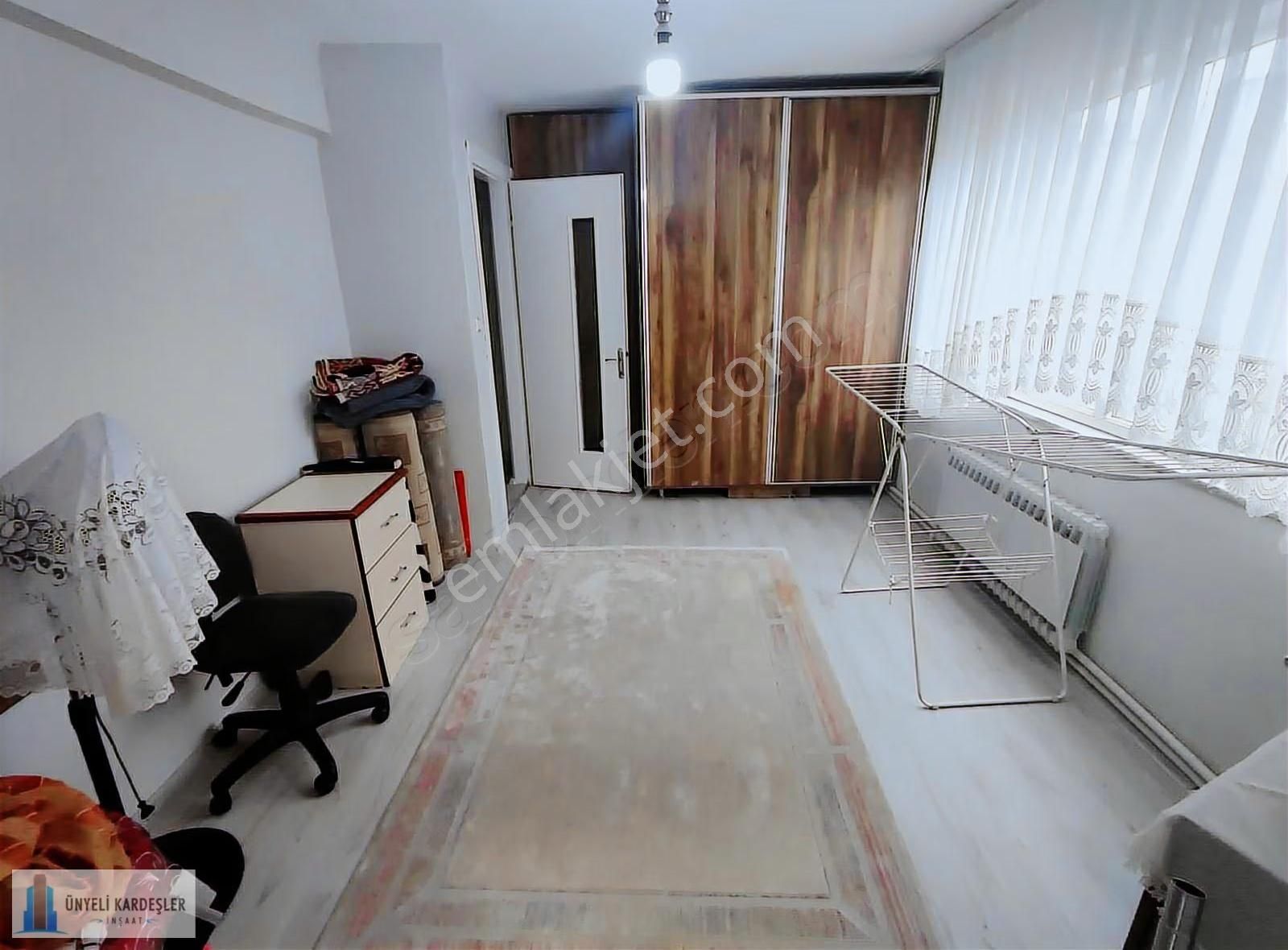 Saltak Caddesi'nde 2+1 İçi Tadilatlı Daire - Görsel 21