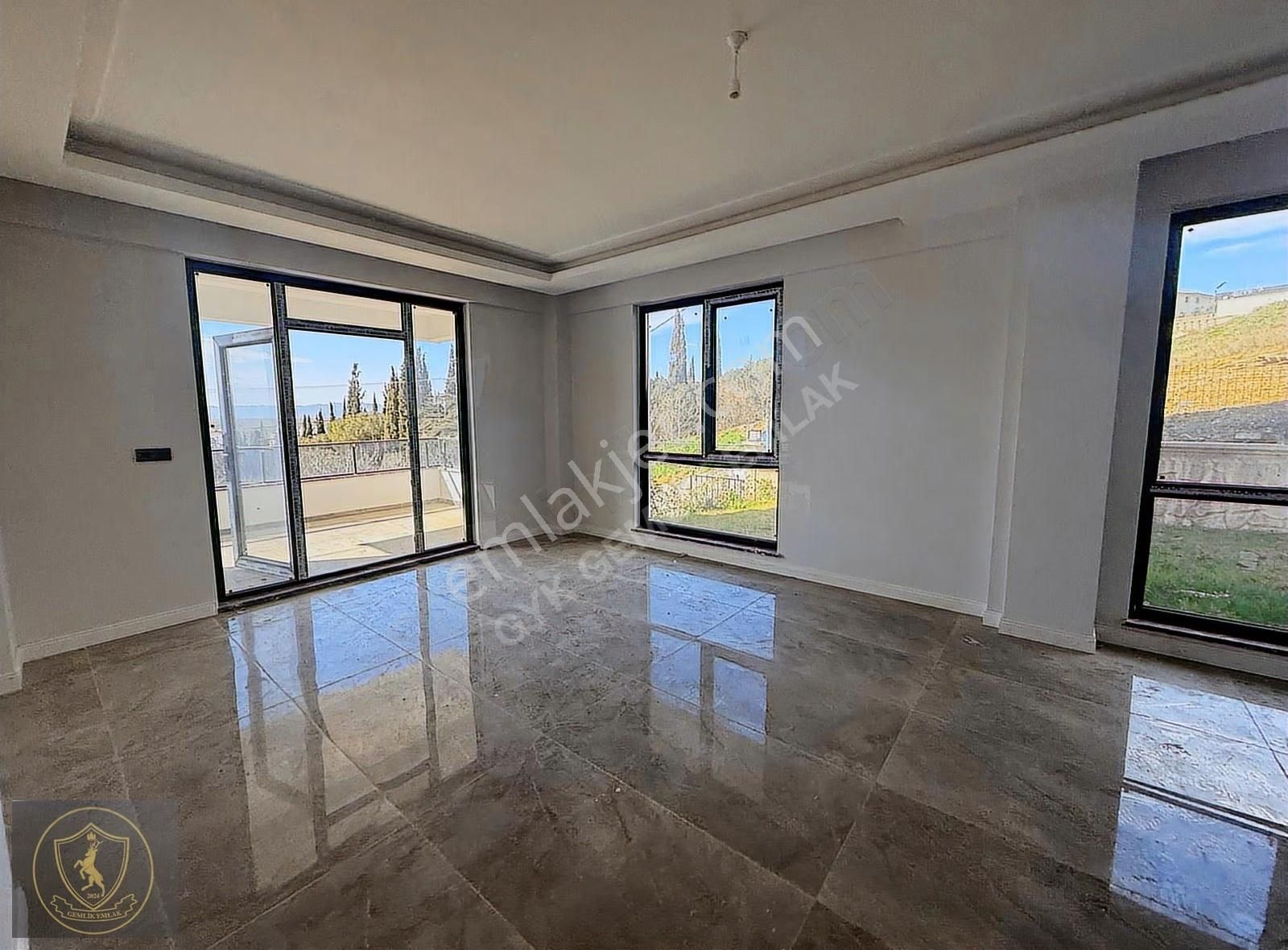 Umurbey'de Müstakil Villa: 3+1, Geniş Bahçe Ve Kapalı Otopark - Görsel 23