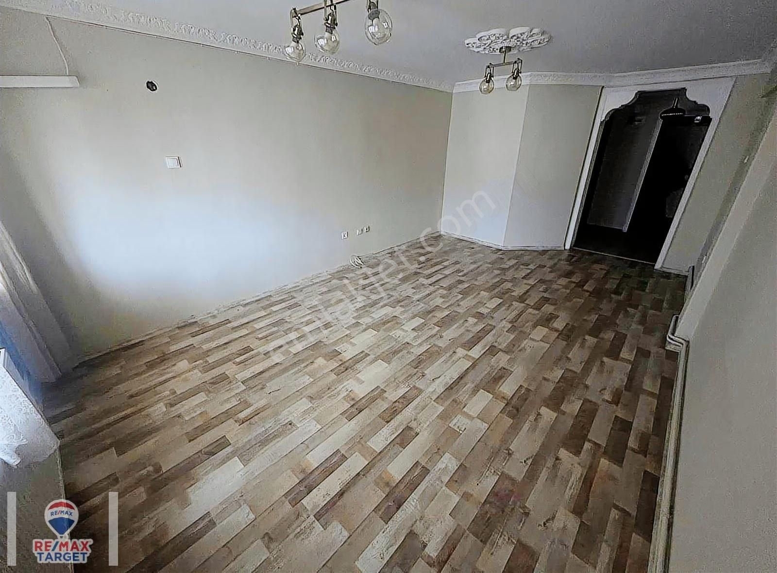 Girne Caddesı Üzerınde 2+1 Kılerlı Kıralık Daıre - Görsel 11