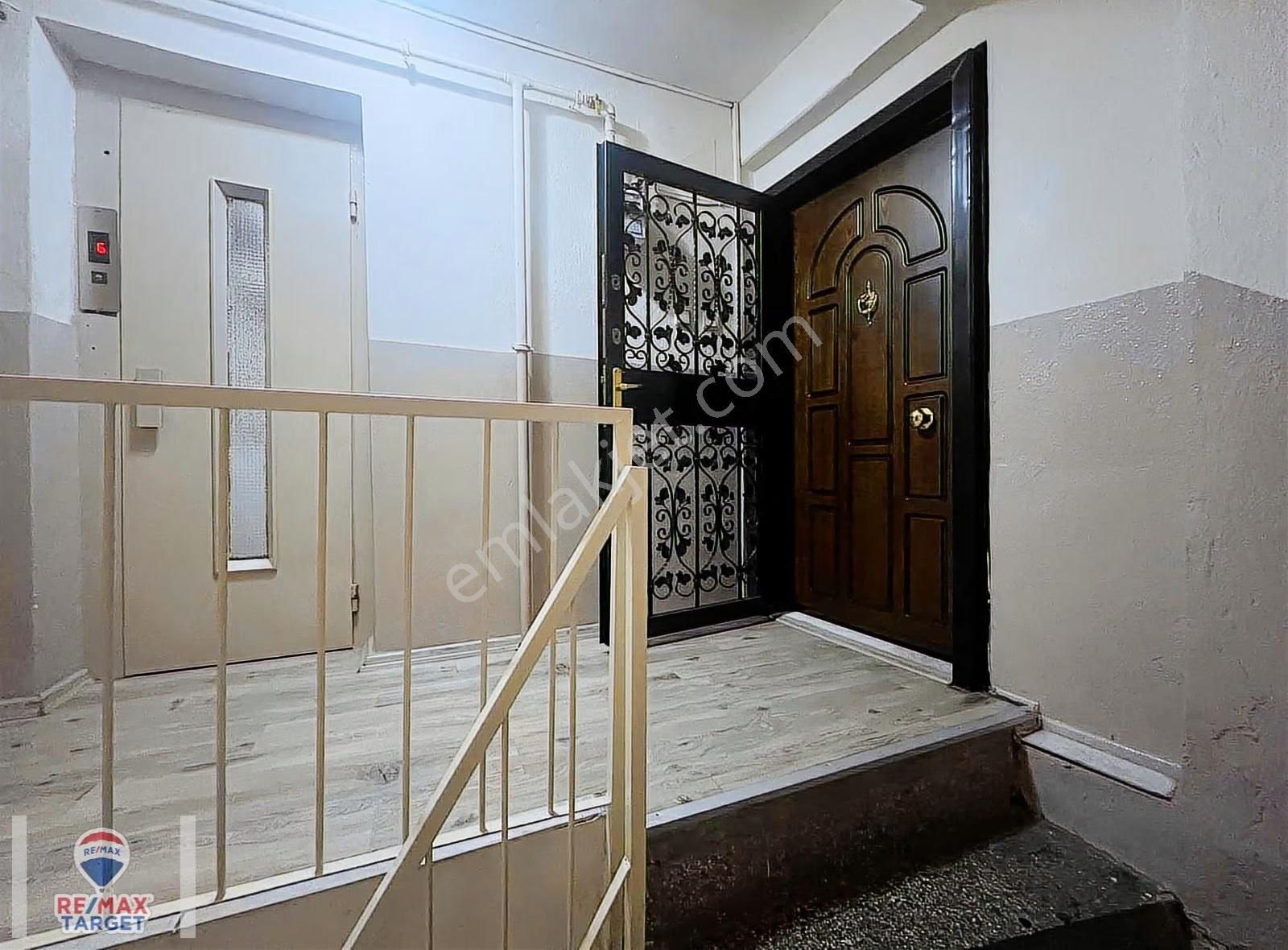 Girne Caddesı Üzerınde 2+1 Kılerlı Kıralık Daıre - Görsel 12