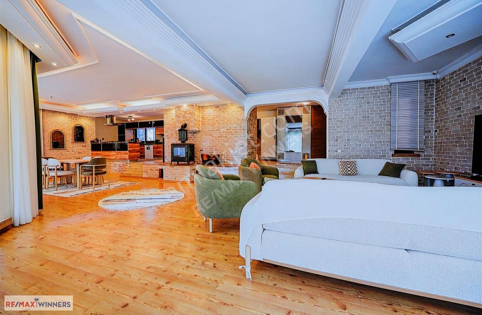 Duacı'da 890 M² Arsa İçinde Satılık Lüks 7+1 Villa - Görsel 13