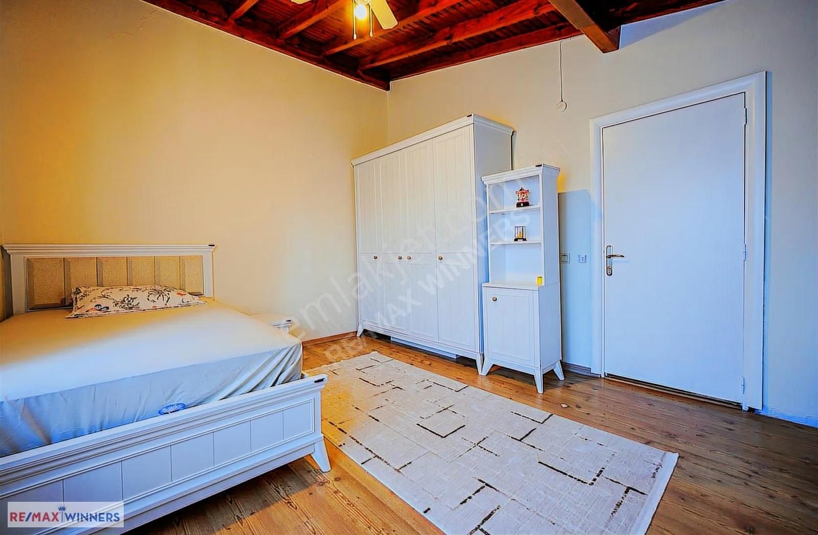 Duacı'da 890 M² Arsa İçinde Satılık Lüks 7+1 Villa - Görsel 18