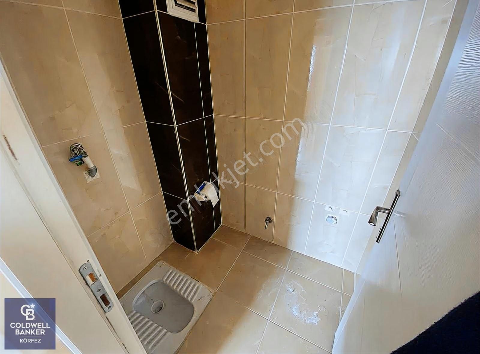 Kadıköyde 2+1 Ayrı Mutfaklı Doğalgazlı Kiralık - Görsel 16