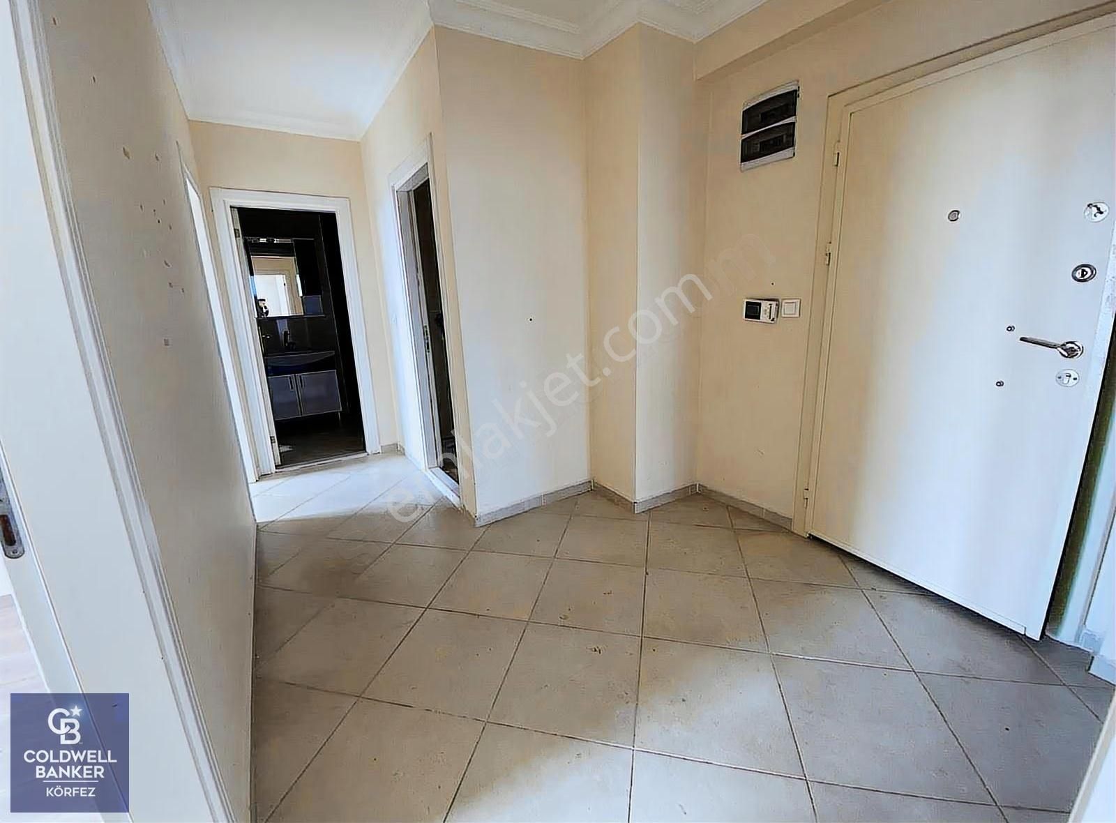 Kadıköyde 2+1 Ayrı Mutfaklı Doğalgazlı Kiralık - Görsel 2