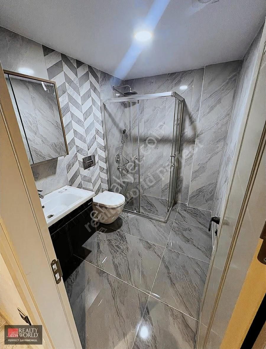 Madende Kapalı Otoparklı Asansörlü Yeni Binada 3+1 Çatı Dublexi - Görsel 18