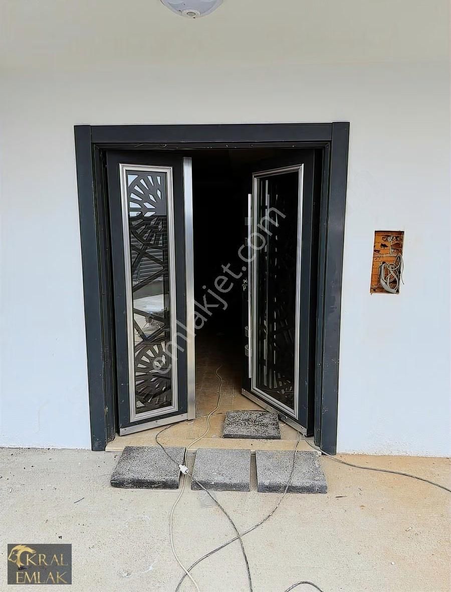 Akçakocanın Havuzlu Tek Akllı Binasında Satılık 1+1 Daireler - Görsel 4