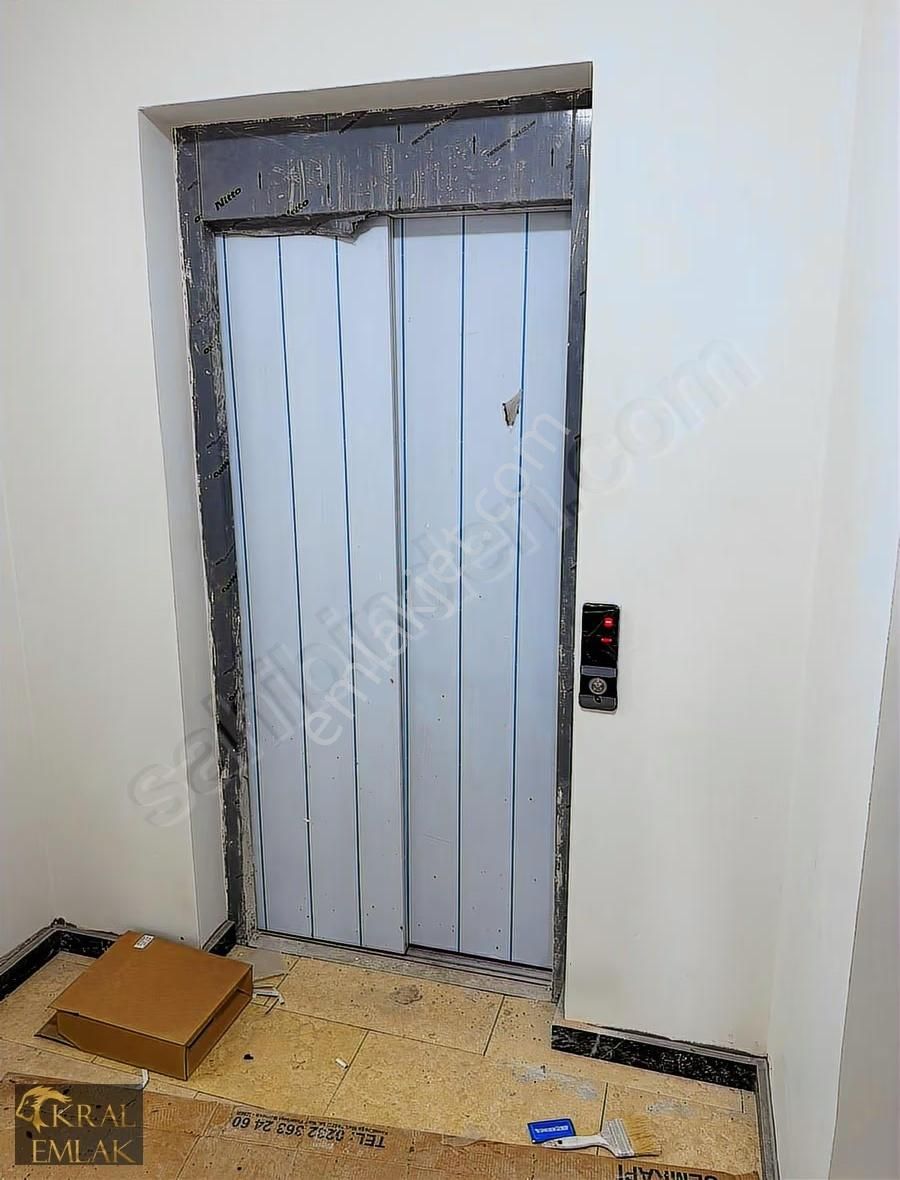 Akçakocanın Havuzlu Tek Akllı Binasında Satılık 1+1 Daireler - Görsel 6