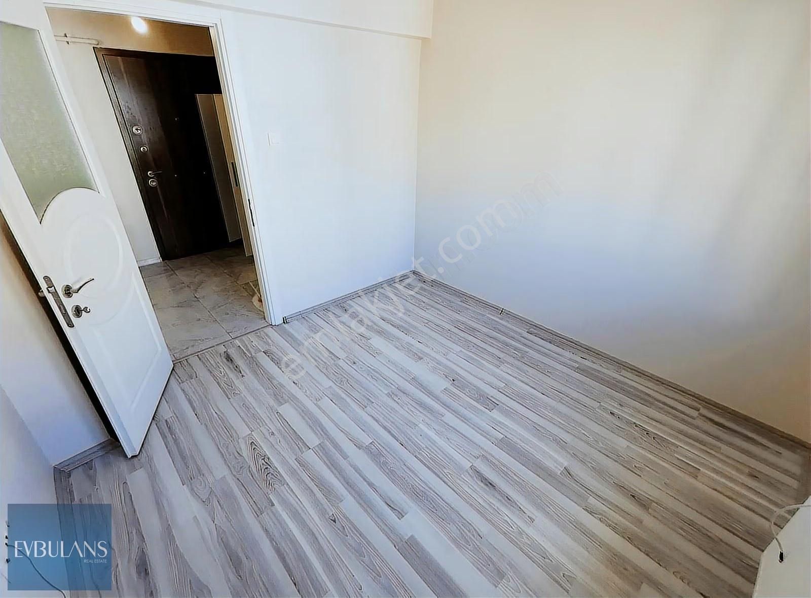 Nergiz Çarşı Ve Girne Caddesi Yanı Ara Kat Asansörlü Bina 3+1 - Görsel 6