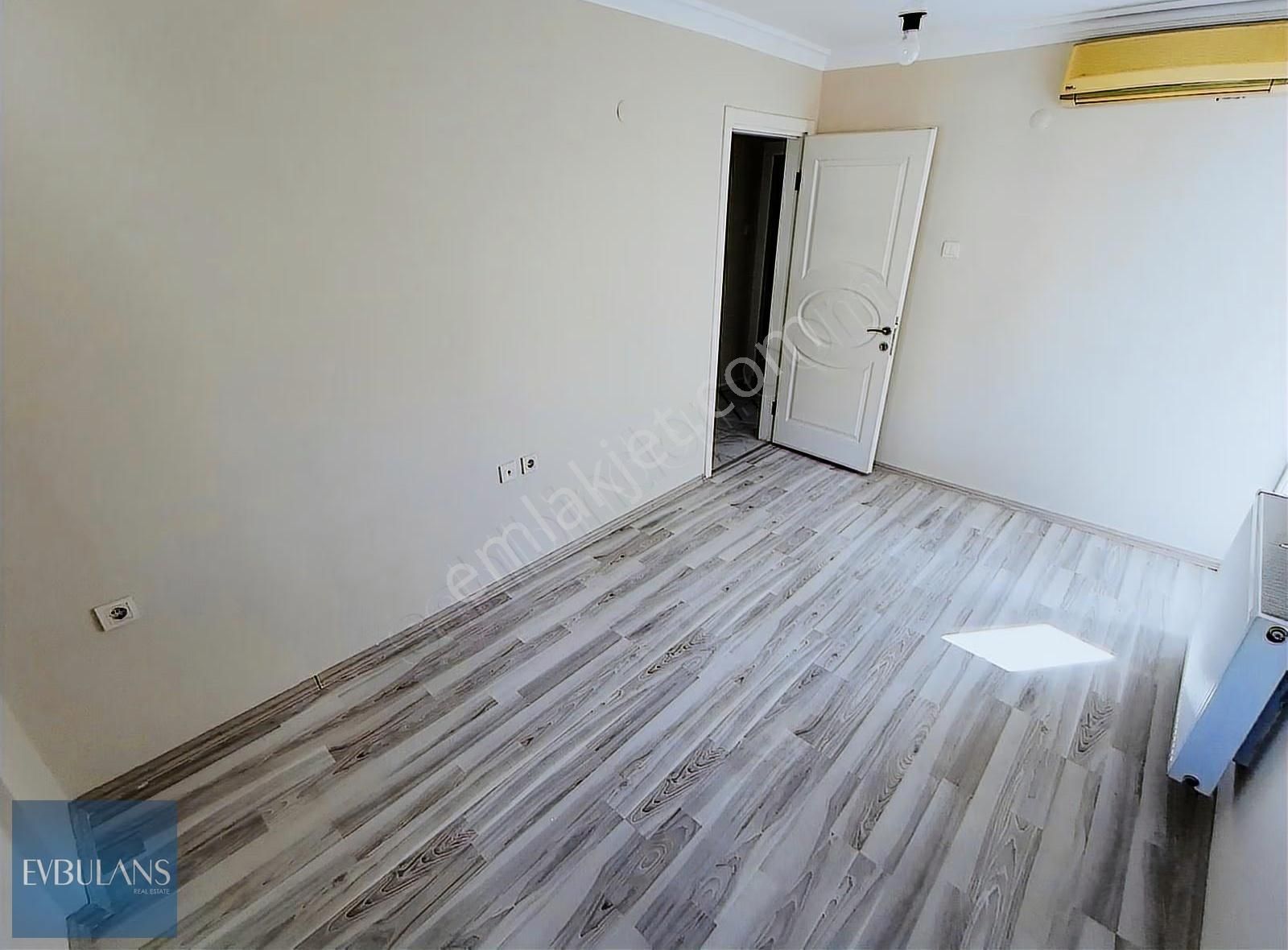 Nergiz Çarşı Ve Girne Caddesi Yanı Ara Kat Asansörlü Bina 3+1 - Görsel 32