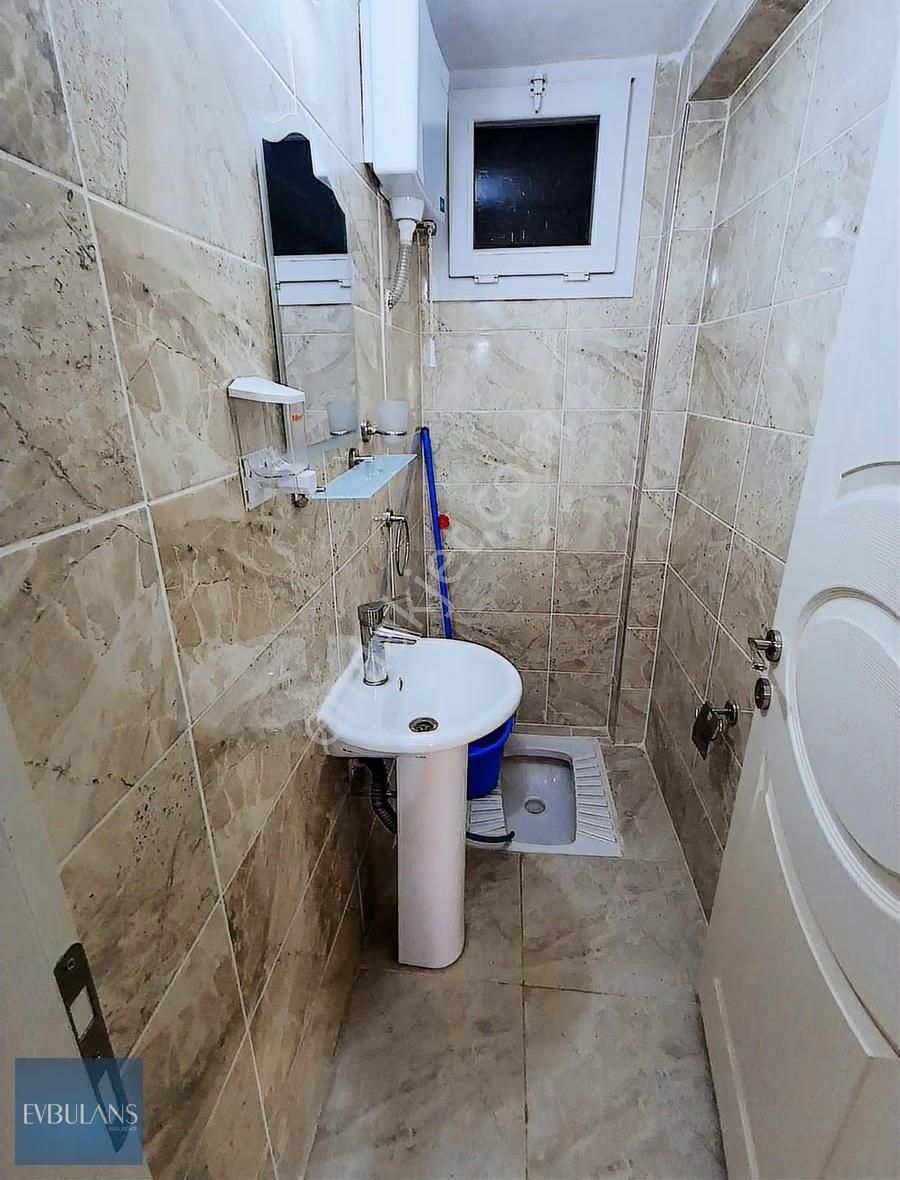 Nergiz Çarşı Ve Girne Caddesi Yanı Ara Kat Asansörlü Bina 3+1 - Görsel 7