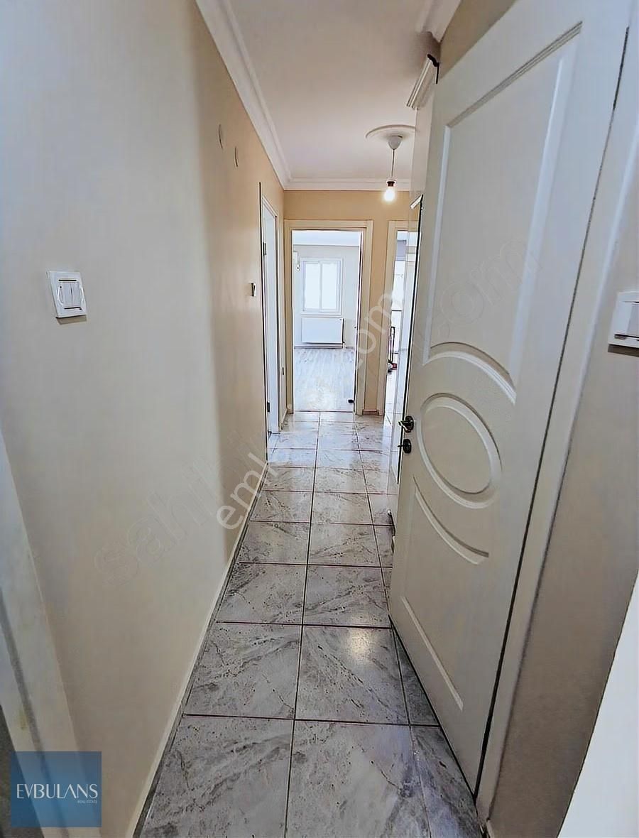 Nergiz Çarşı Ve Girne Caddesi Yanı Ara Kat Asansörlü Bina 3+1 - Görsel 3