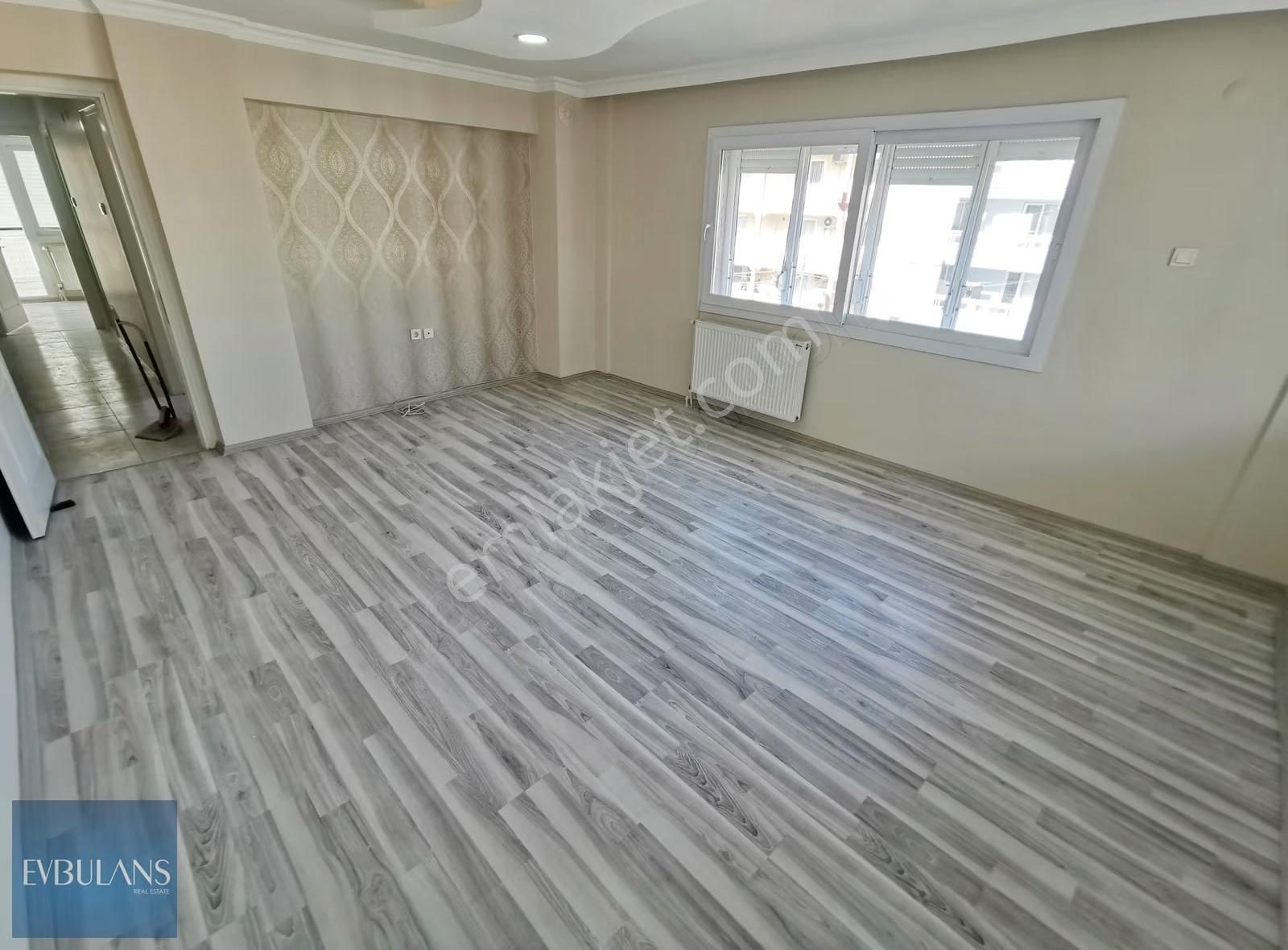 Nergiz Çarşı Ve Girne Caddesi Yanı Ara Kat Asansörlü Bina 3+1 - Görsel 11