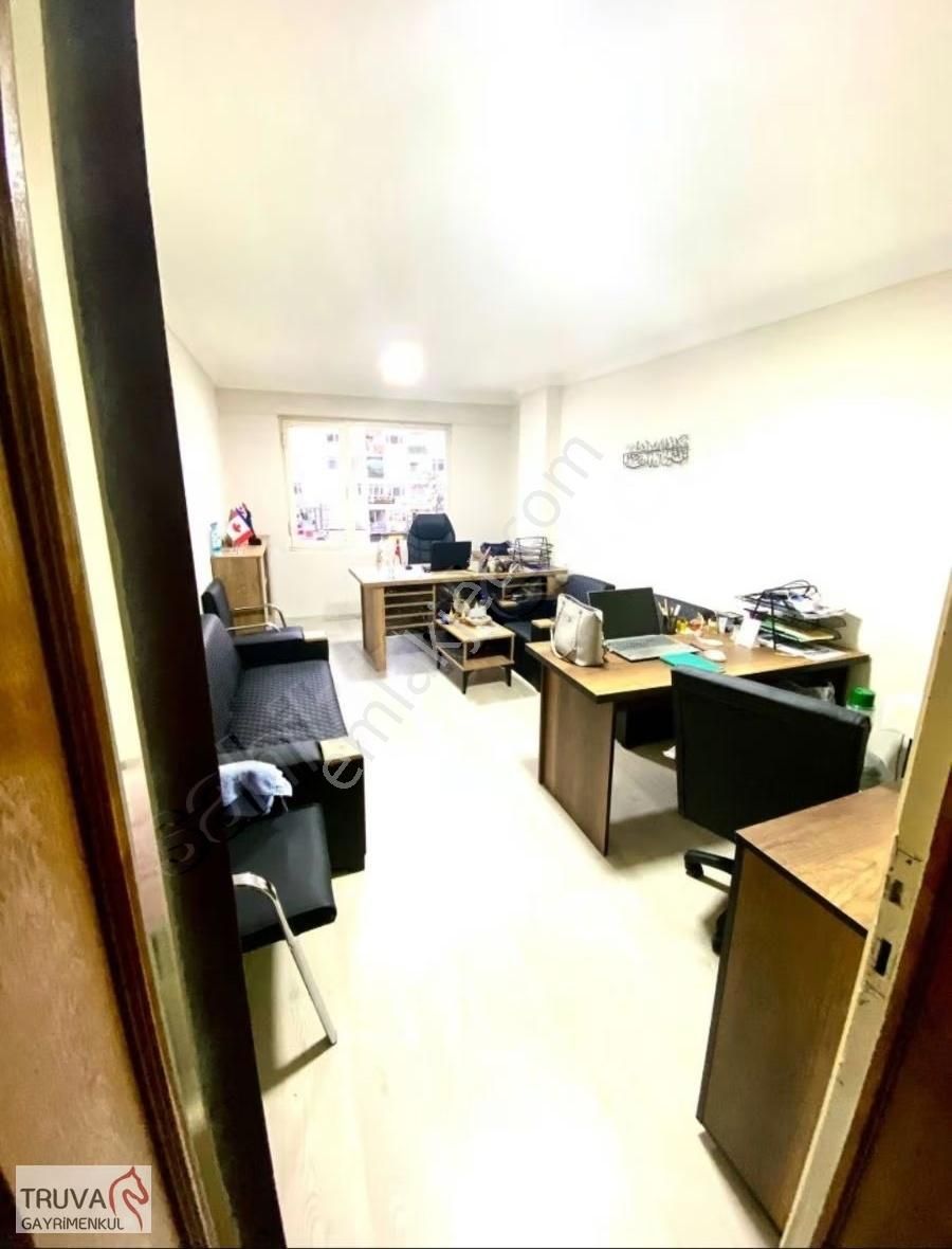 Truva Gayrimenkul Den 19 Mayıs Caddesine Cepheli Lüx Ofis - Görsel 2