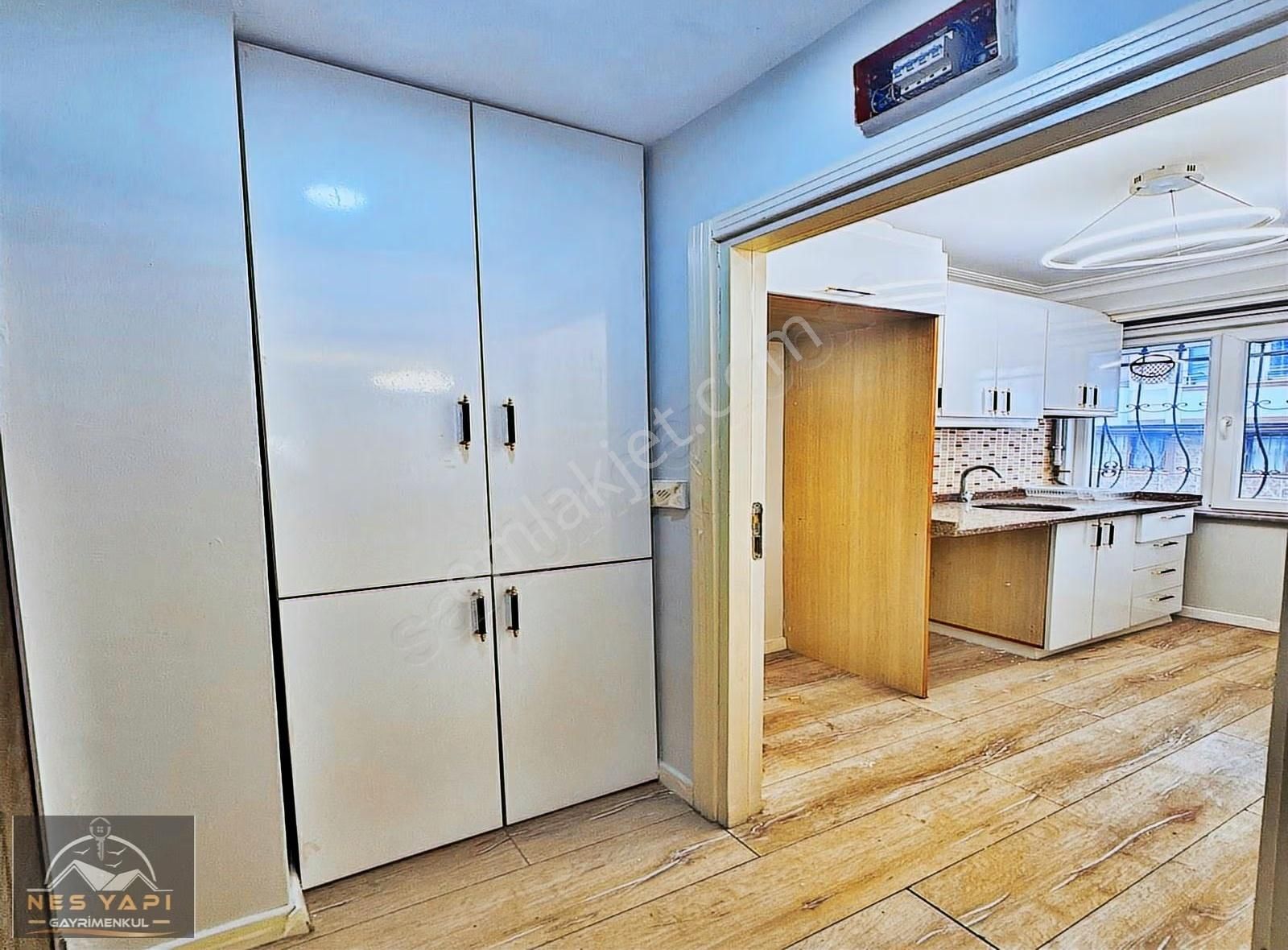 Nes Yapı'dan Metrobüse Yürüme Mesafesinde 2+2 Lüx Dekorlu Dublex - Görsel 13