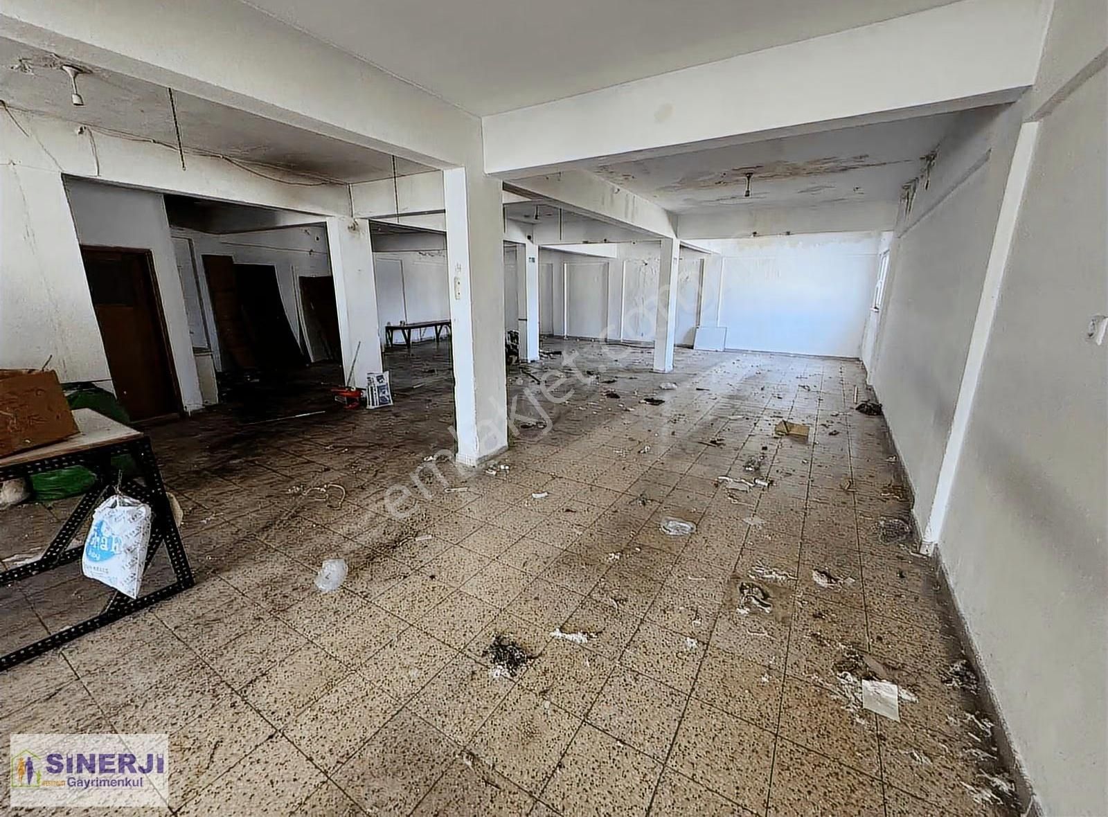 Yeşilyayla Da Kiralık 600m2 3 Katlı İş Yeri Caddeye 20 Metre - Görsel 3