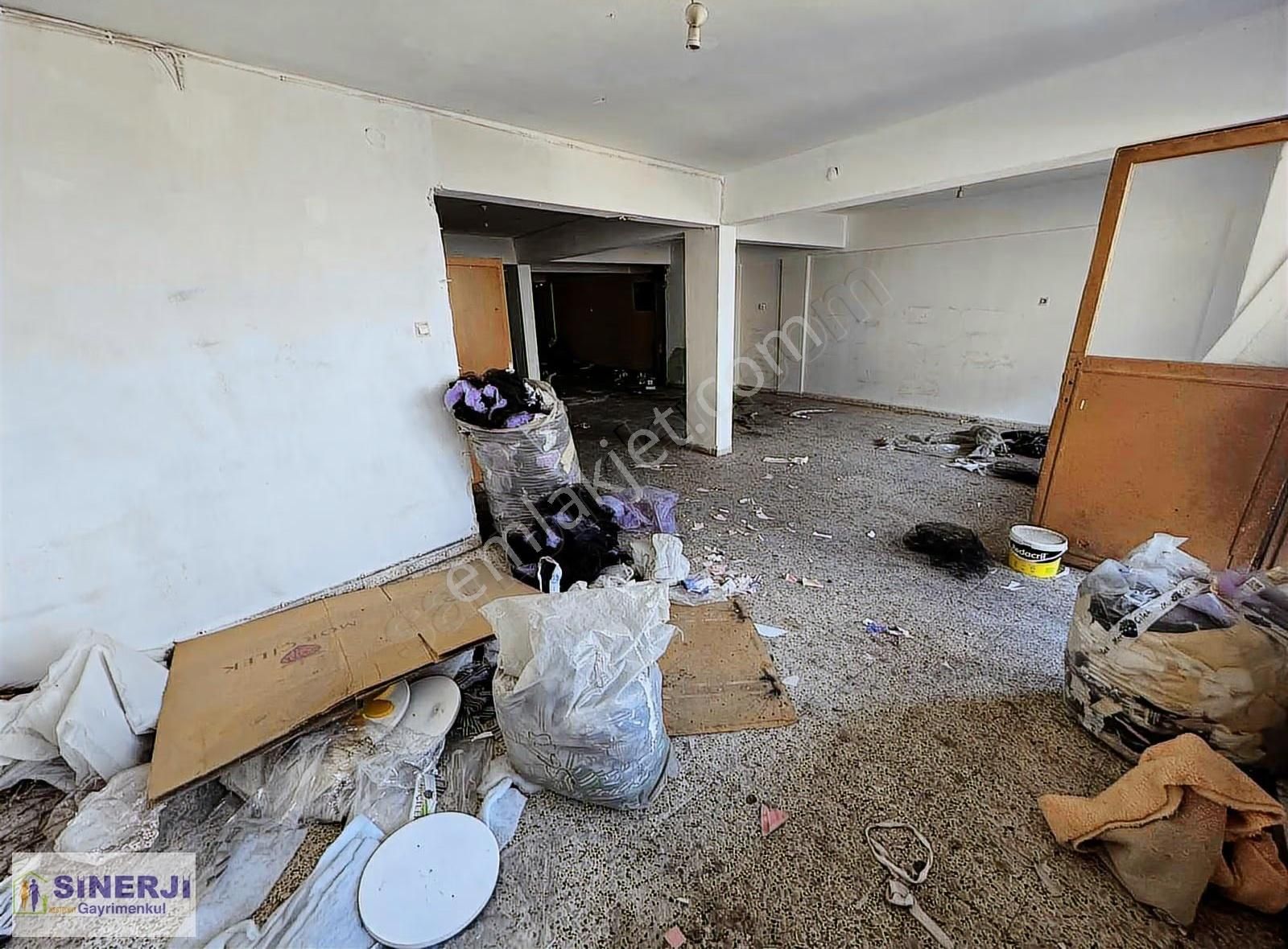 Yeşilyayla Da Kiralık 600m2 3 Katlı İş Yeri Caddeye 20 Metre - Görsel 7